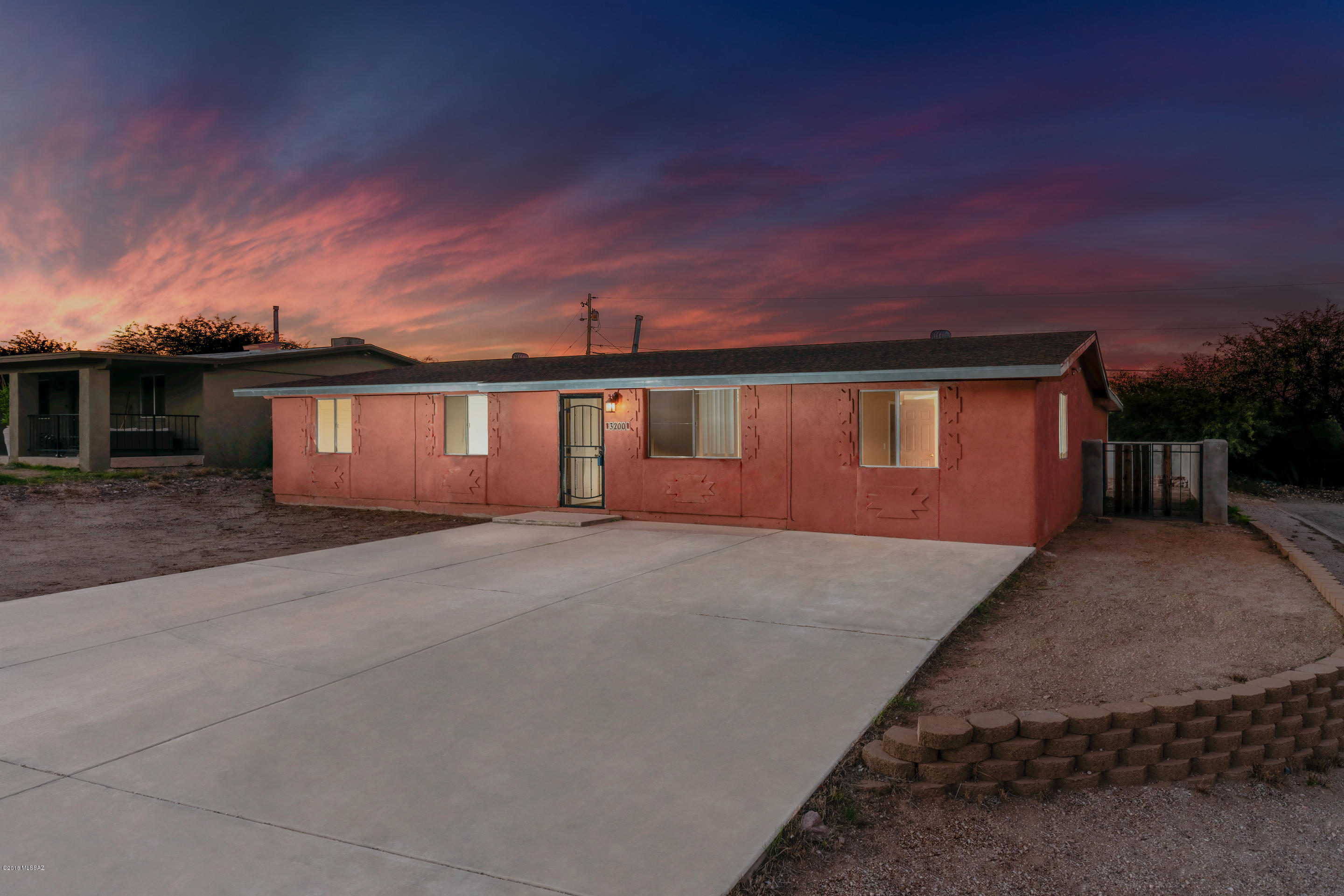 Las Palomas - Residential