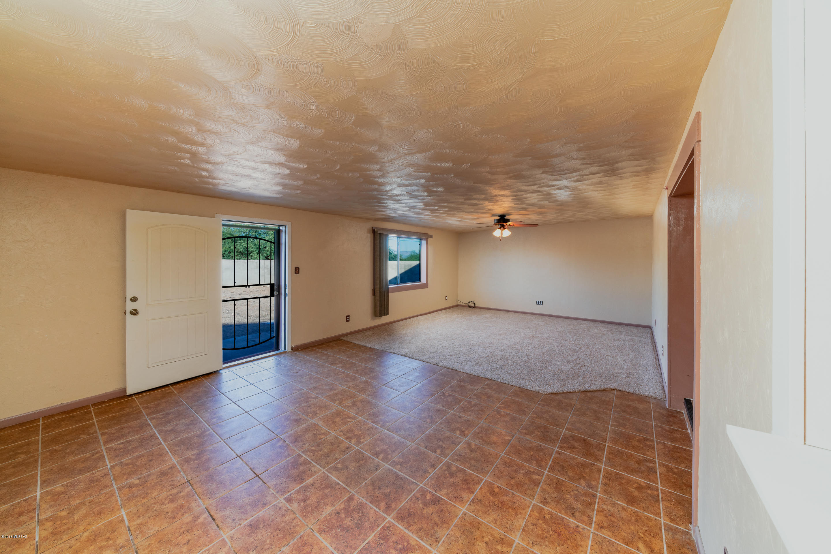 Las Palomas - Residential