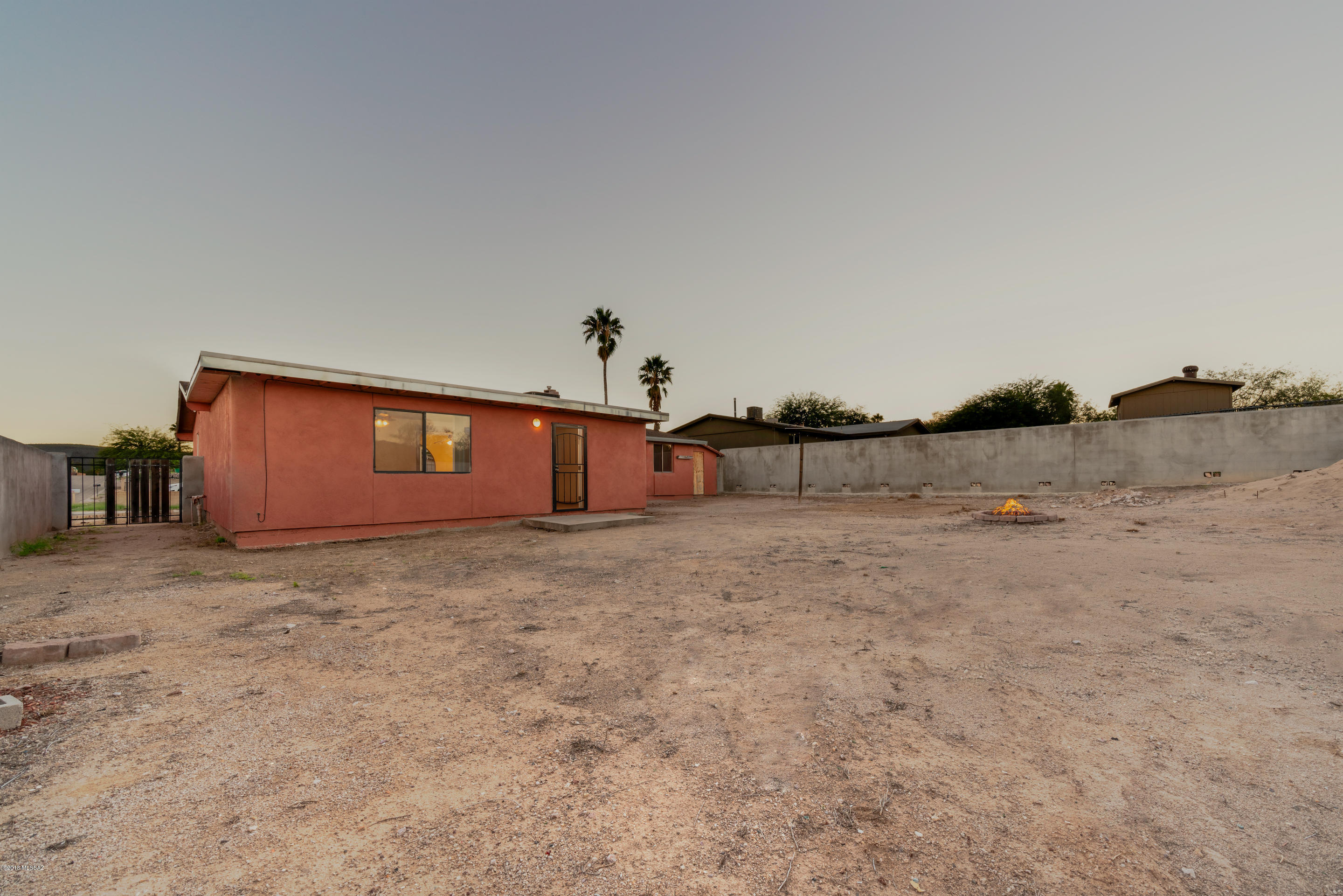 Las Palomas - Residential