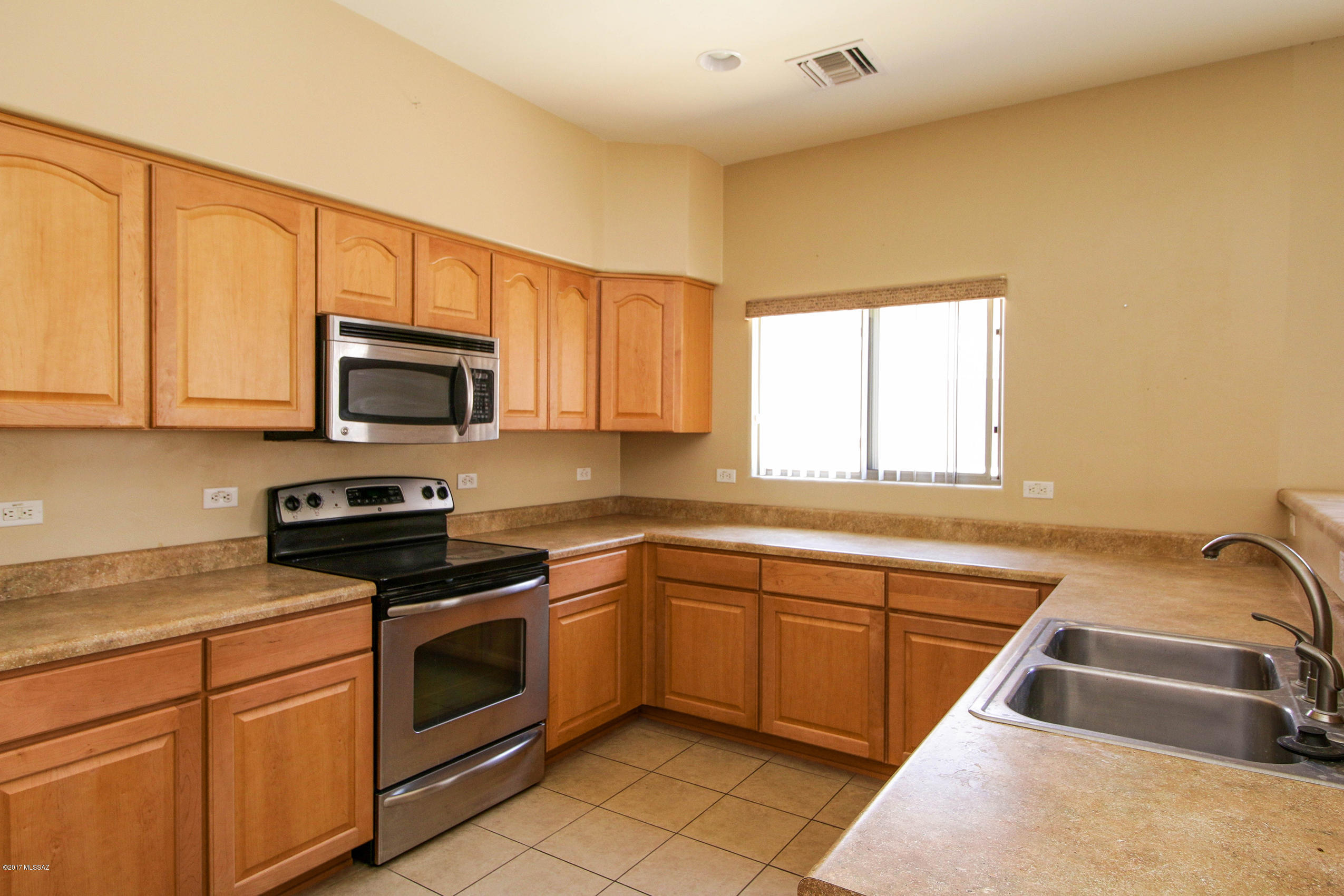 Sycamore Park Village 1 (1-94) - Residential Lease