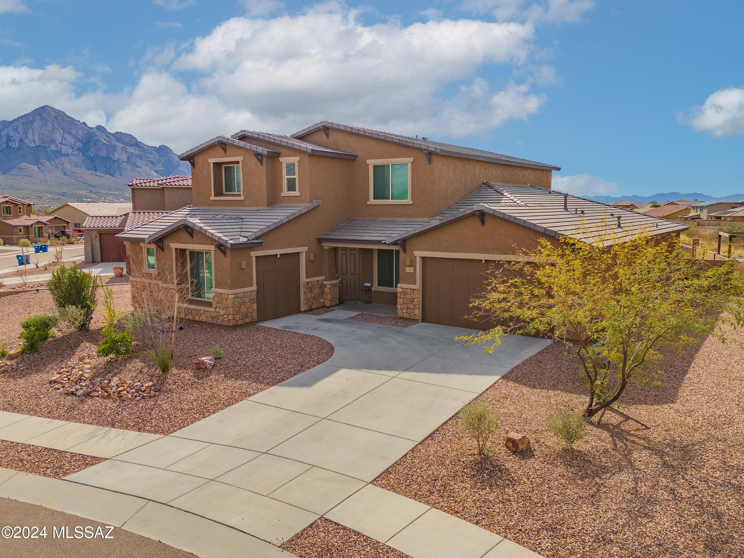 View Oro Valley, AZ 85737 house