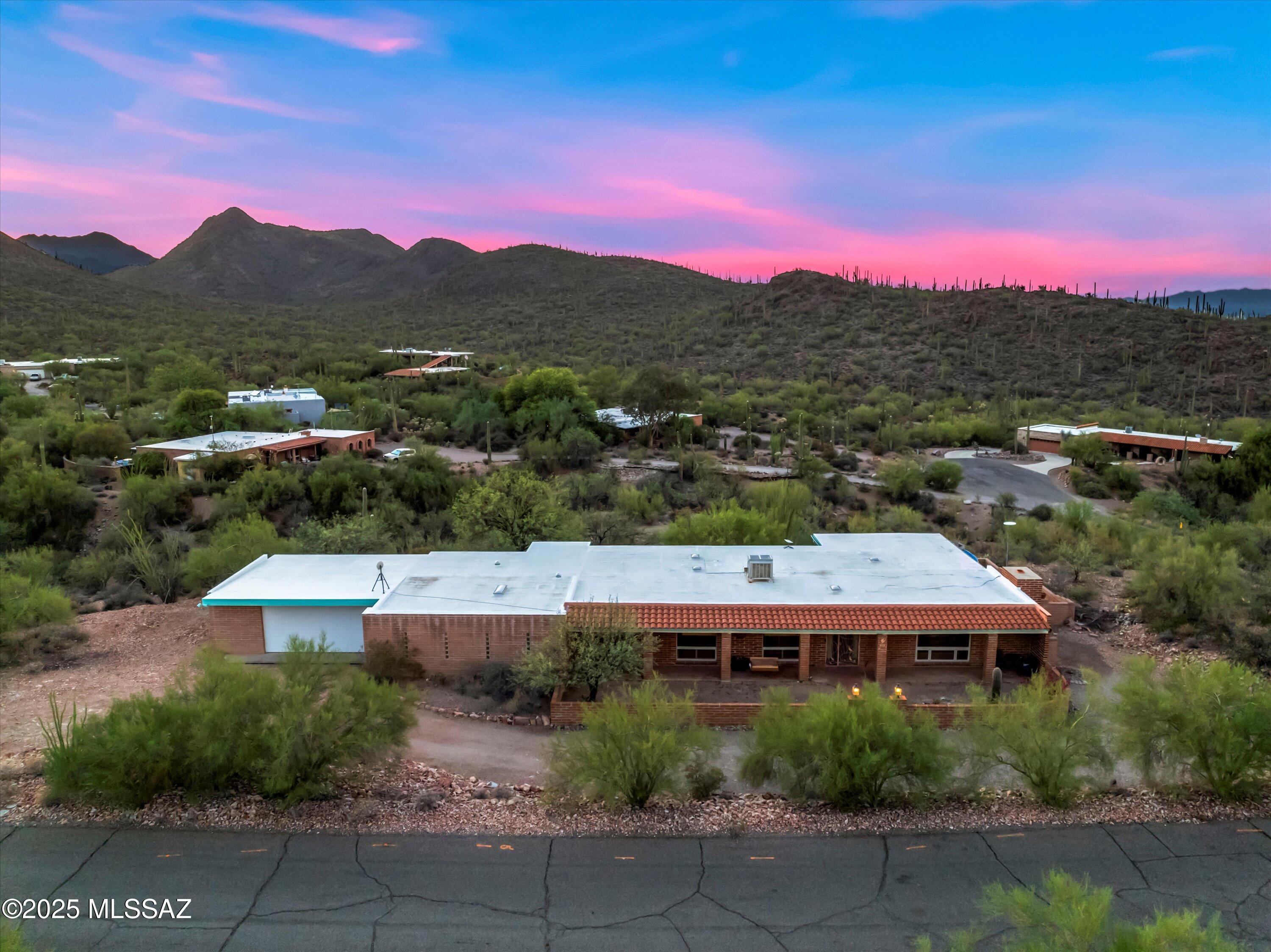 4731 W Placita de Suerte