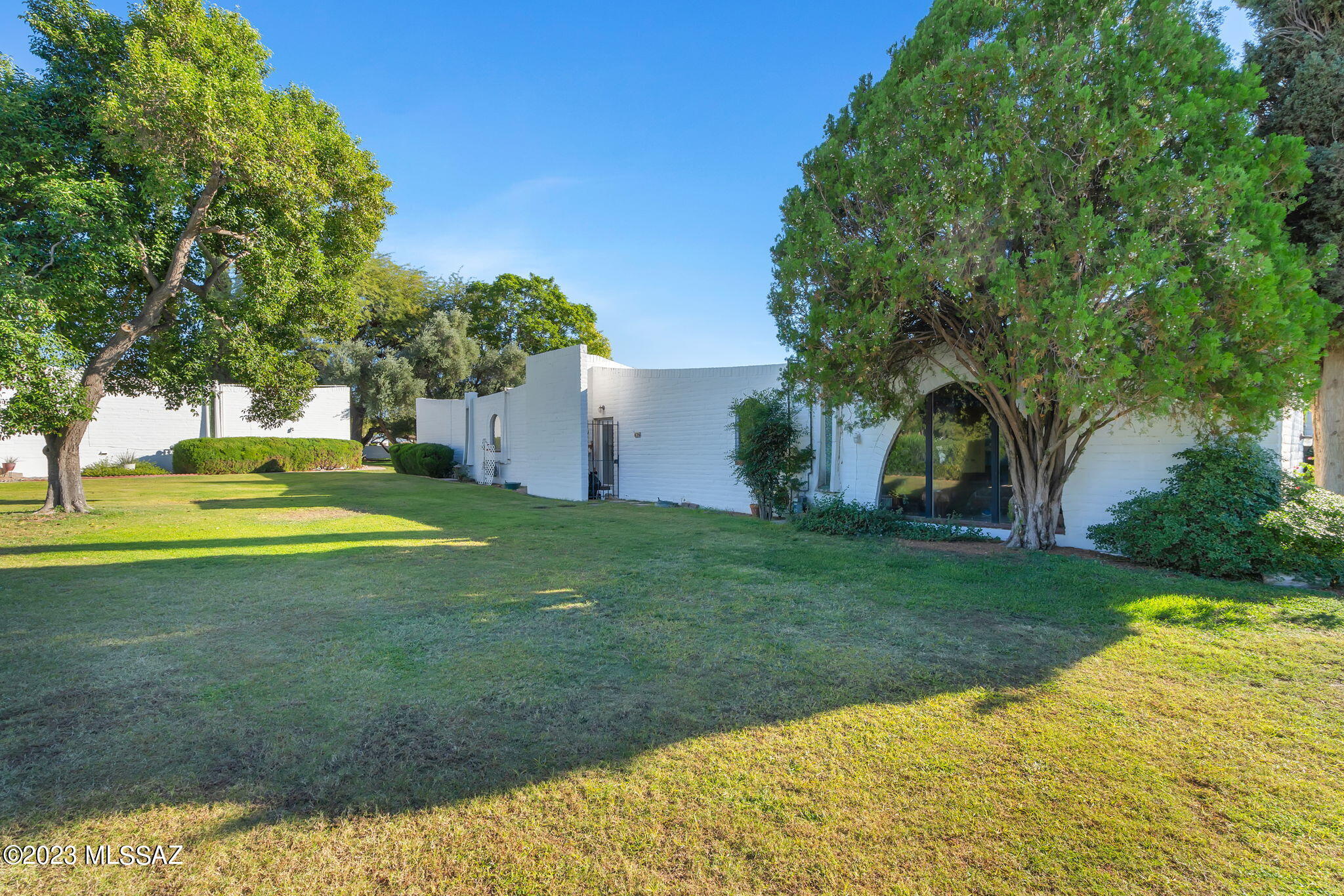 Las Lomitas (1) - Residential