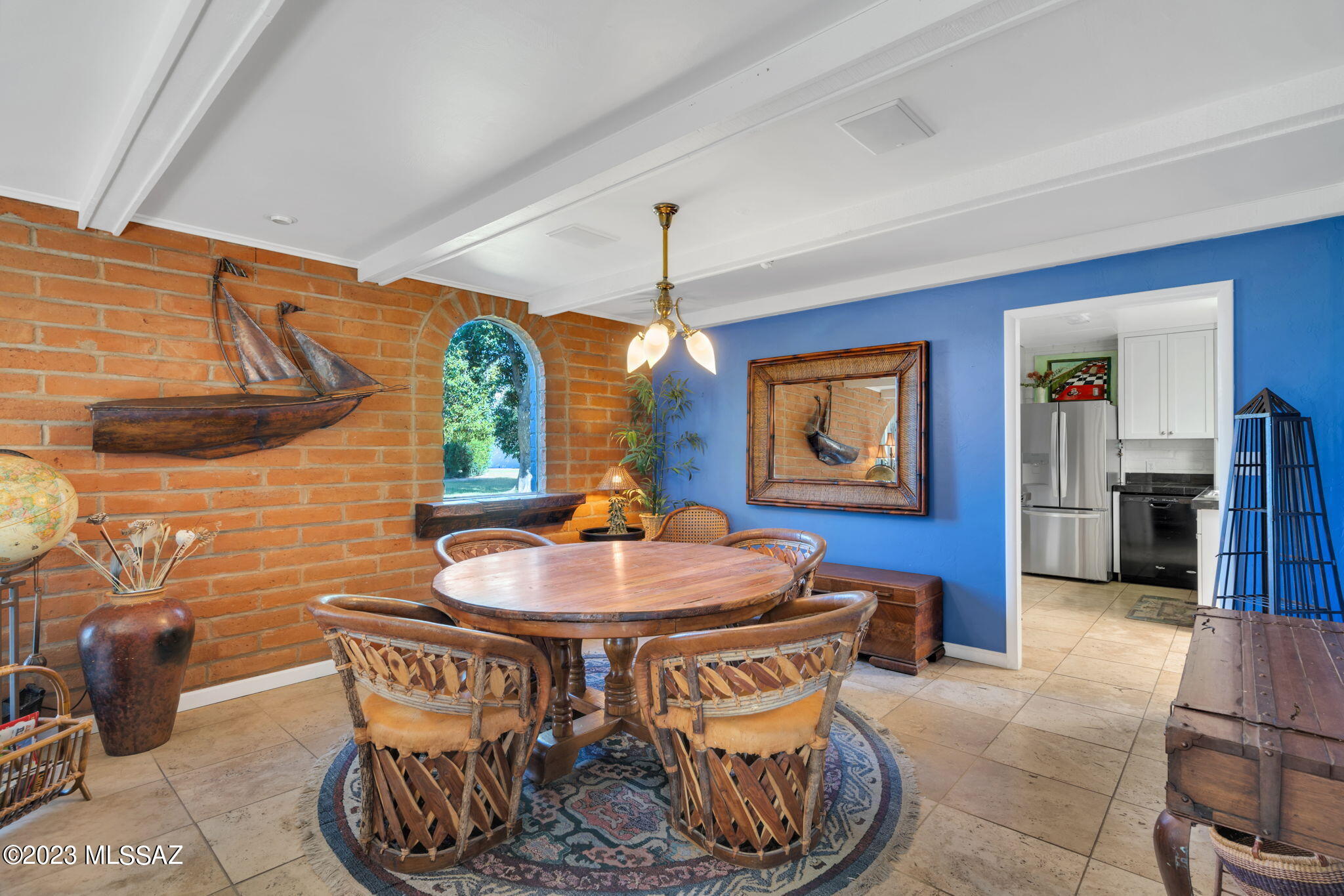 Las Lomitas (1) - Residential
