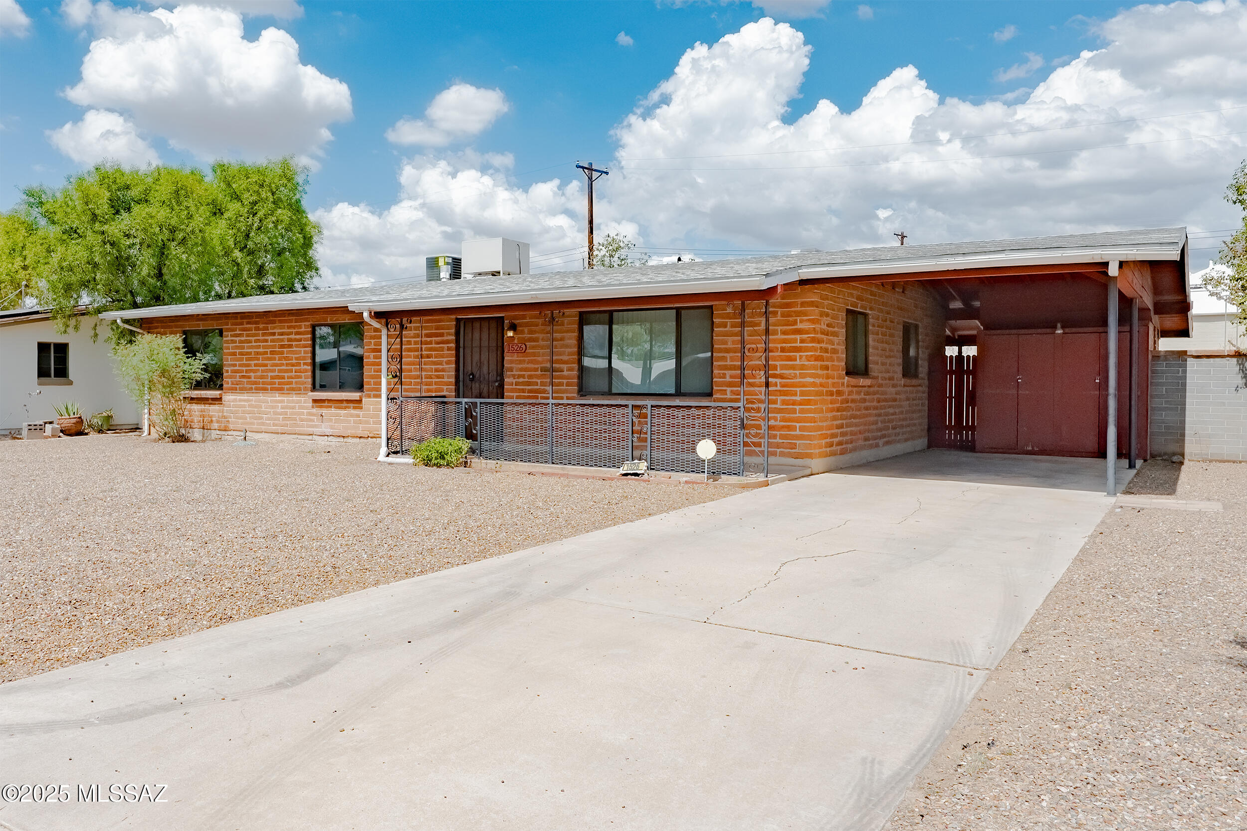 Flowing Wells Est. - Residential