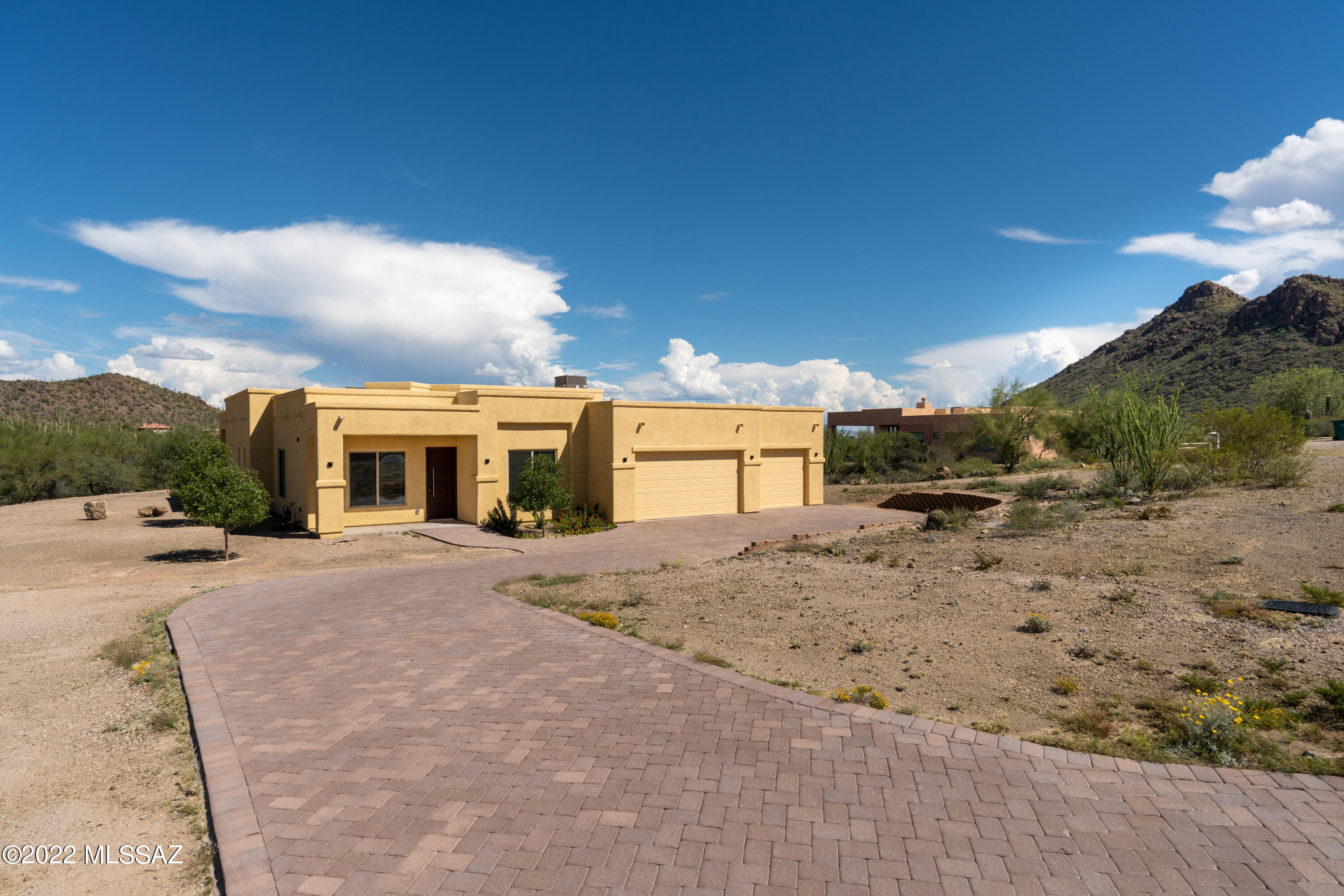 Saguaro Crest - Residential