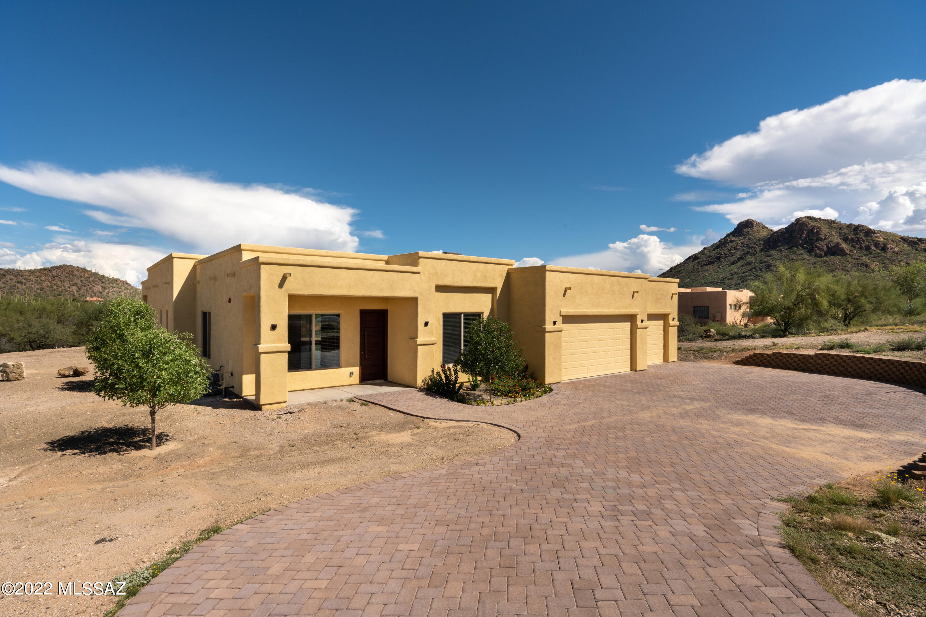 Saguaro Crest - Residential