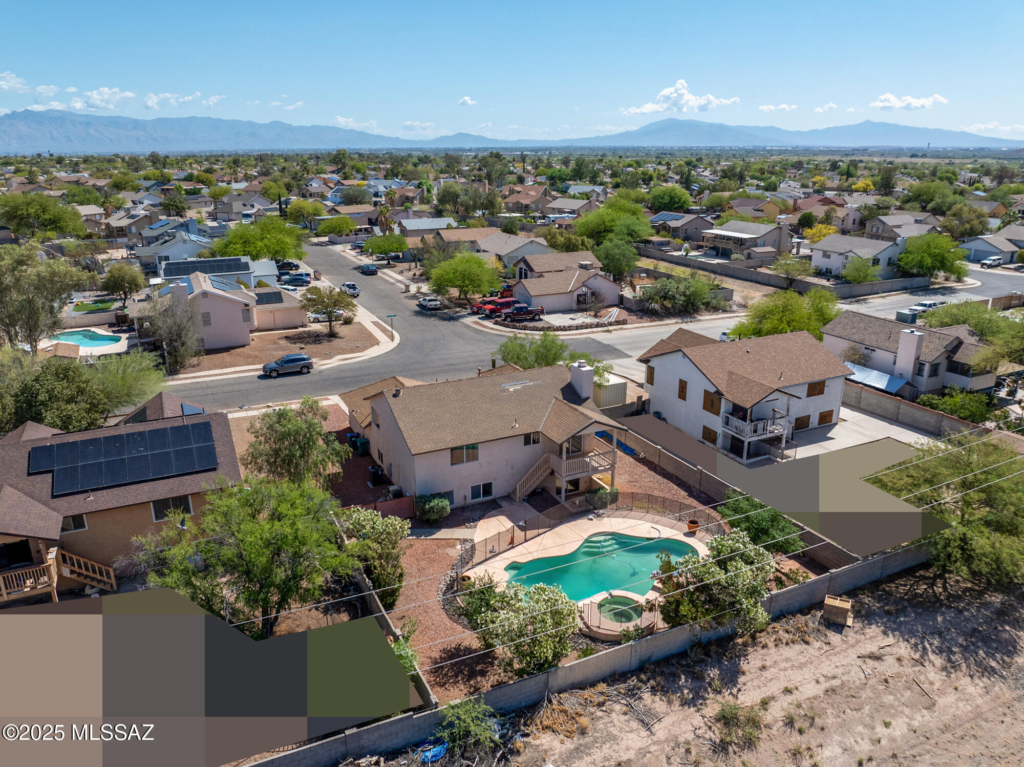 3381 W Calle De La Bajada
