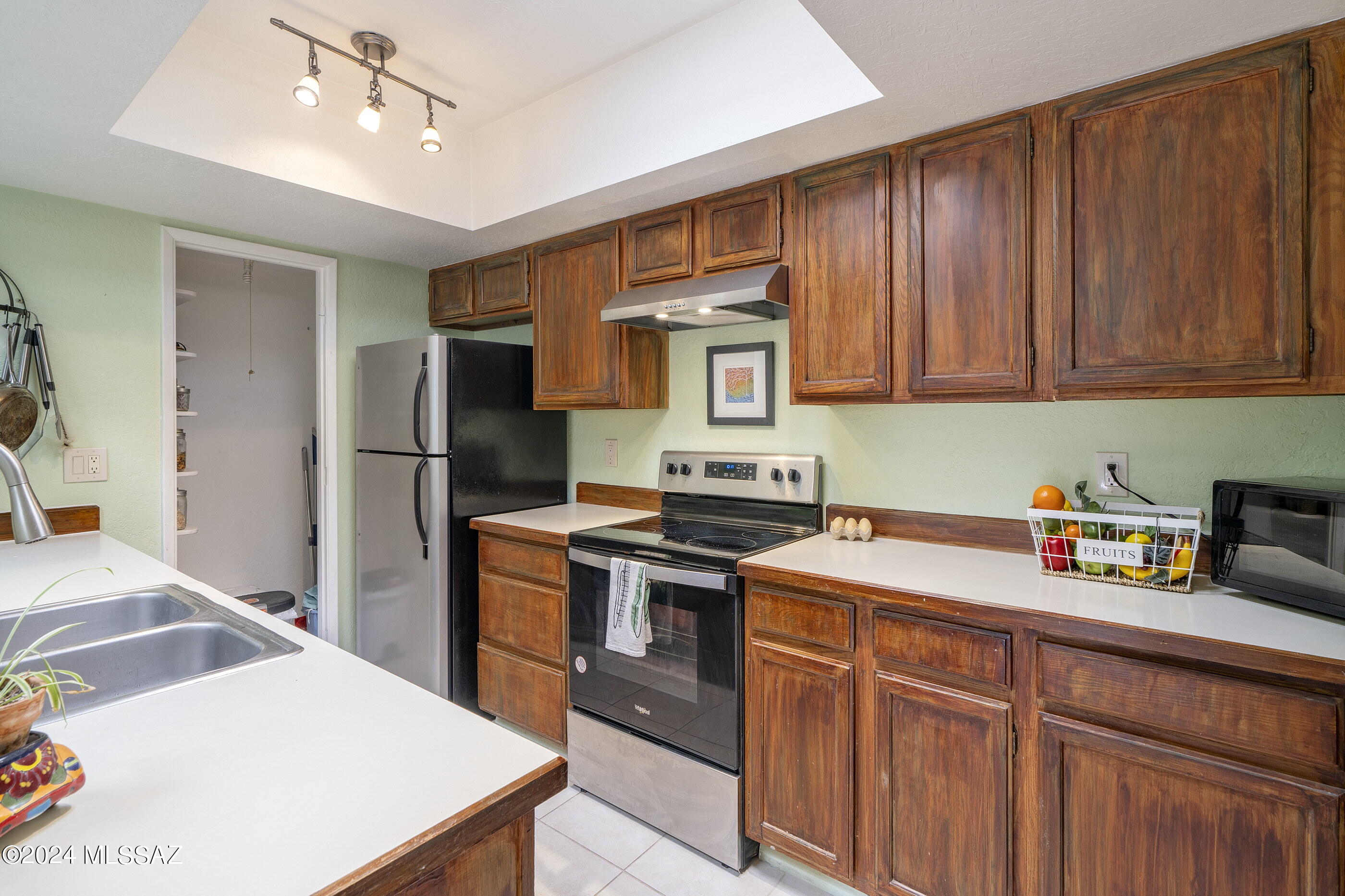 Menlo Park Parade of Homes (41-77) - Residential