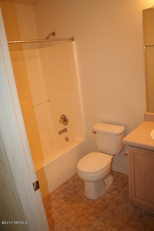 Rincon Aviador (1-120) - Residential Lease