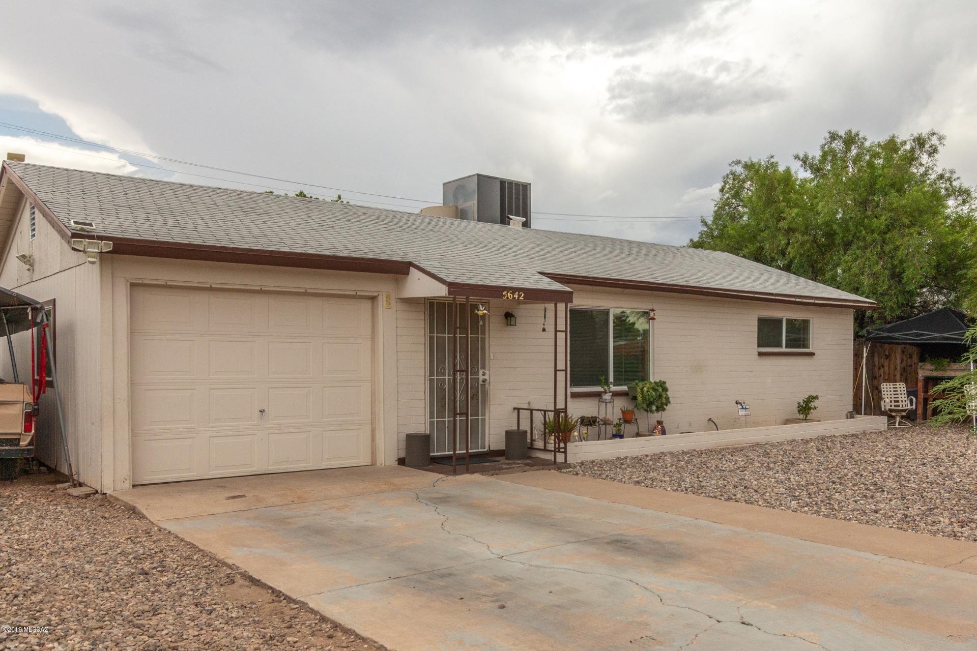 North Gate Town Houses (1) - Residential