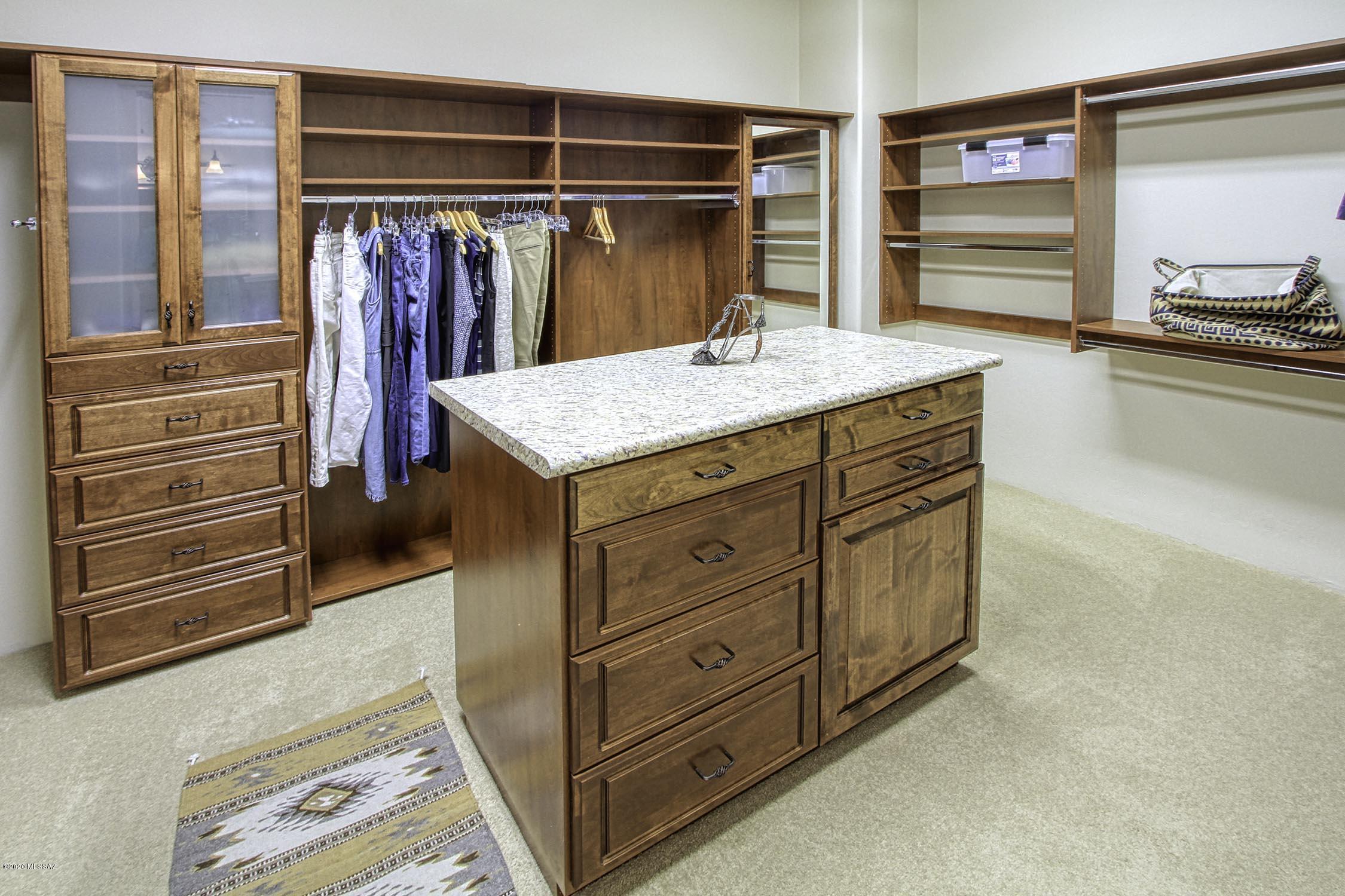 Canyon Pass III At Dove Mountain (111-181) - Residential