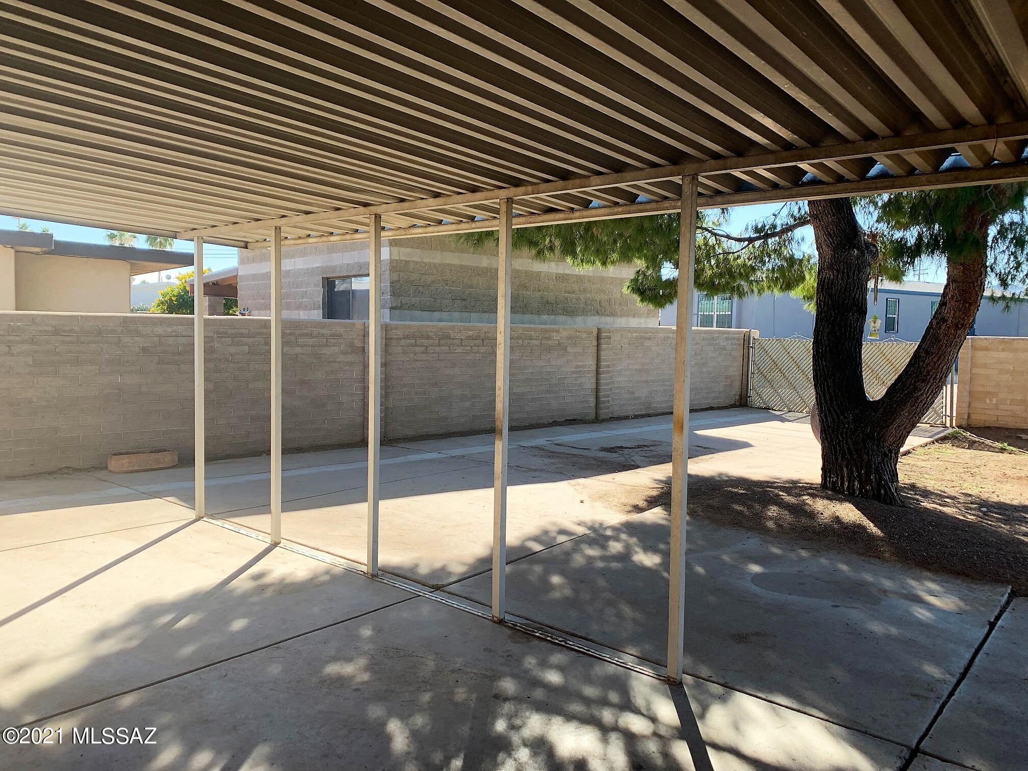 La Cholla - Residential