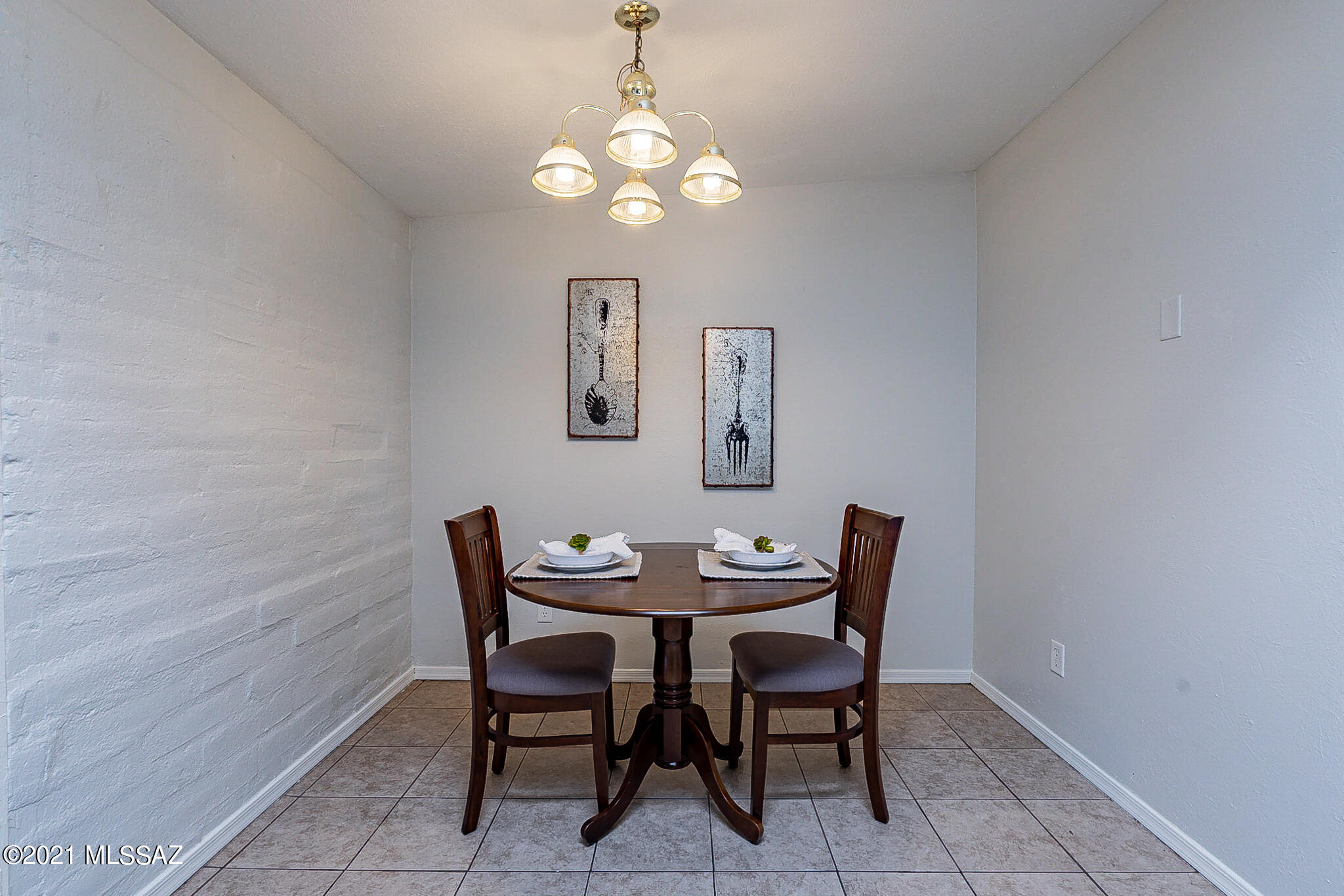 La Cholla - Residential