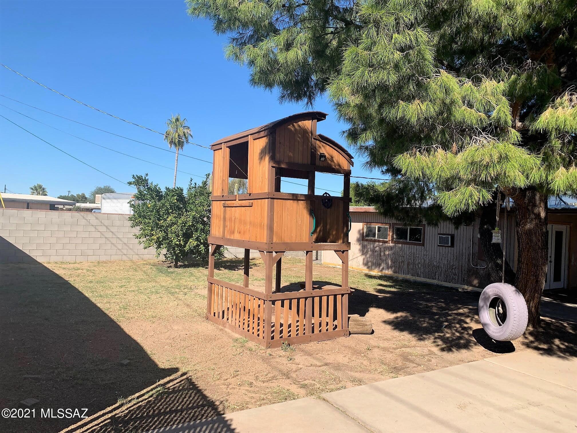 La Cholla - Residential