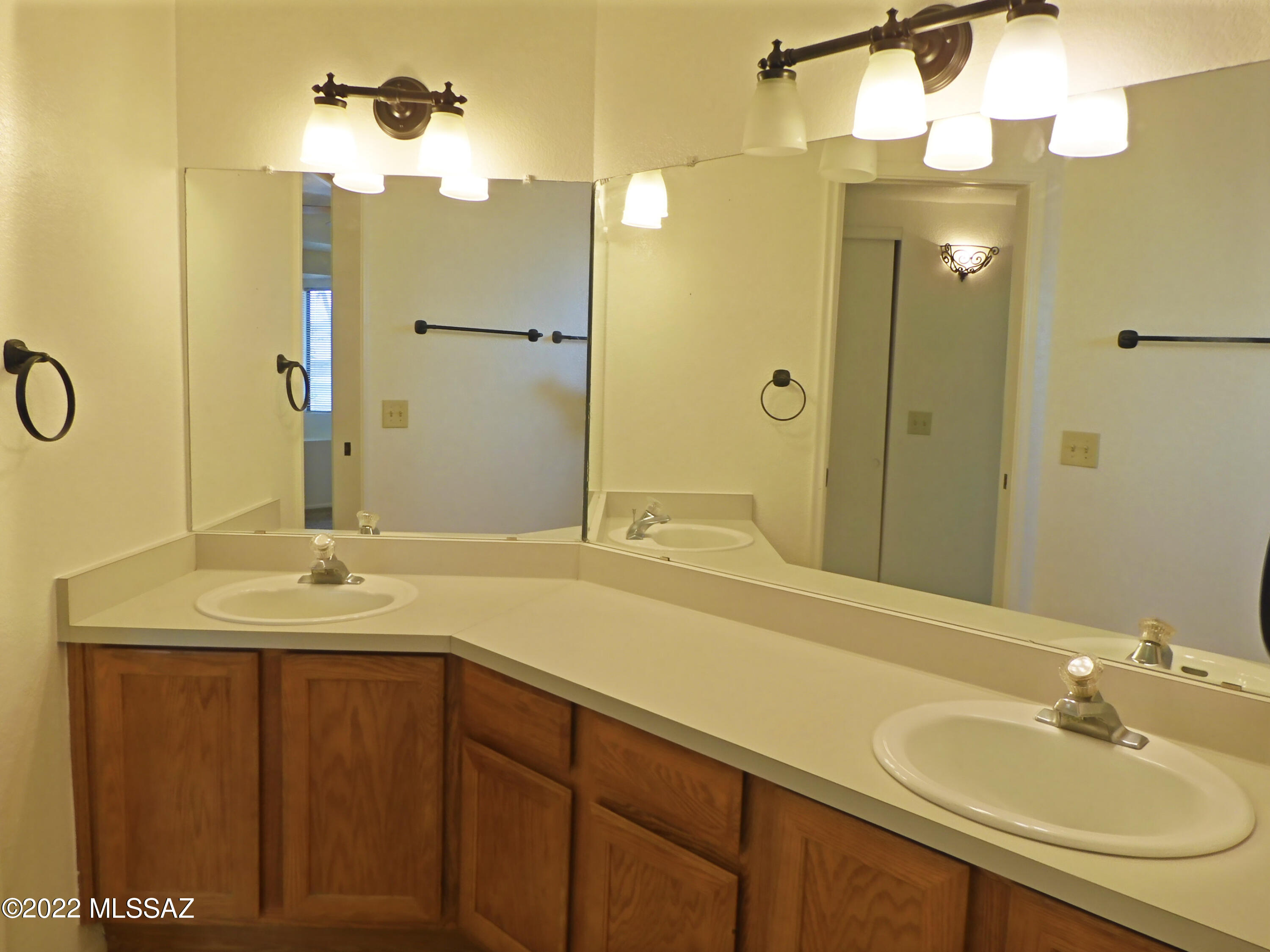 Sunset Point (112-267) - Residential Lease