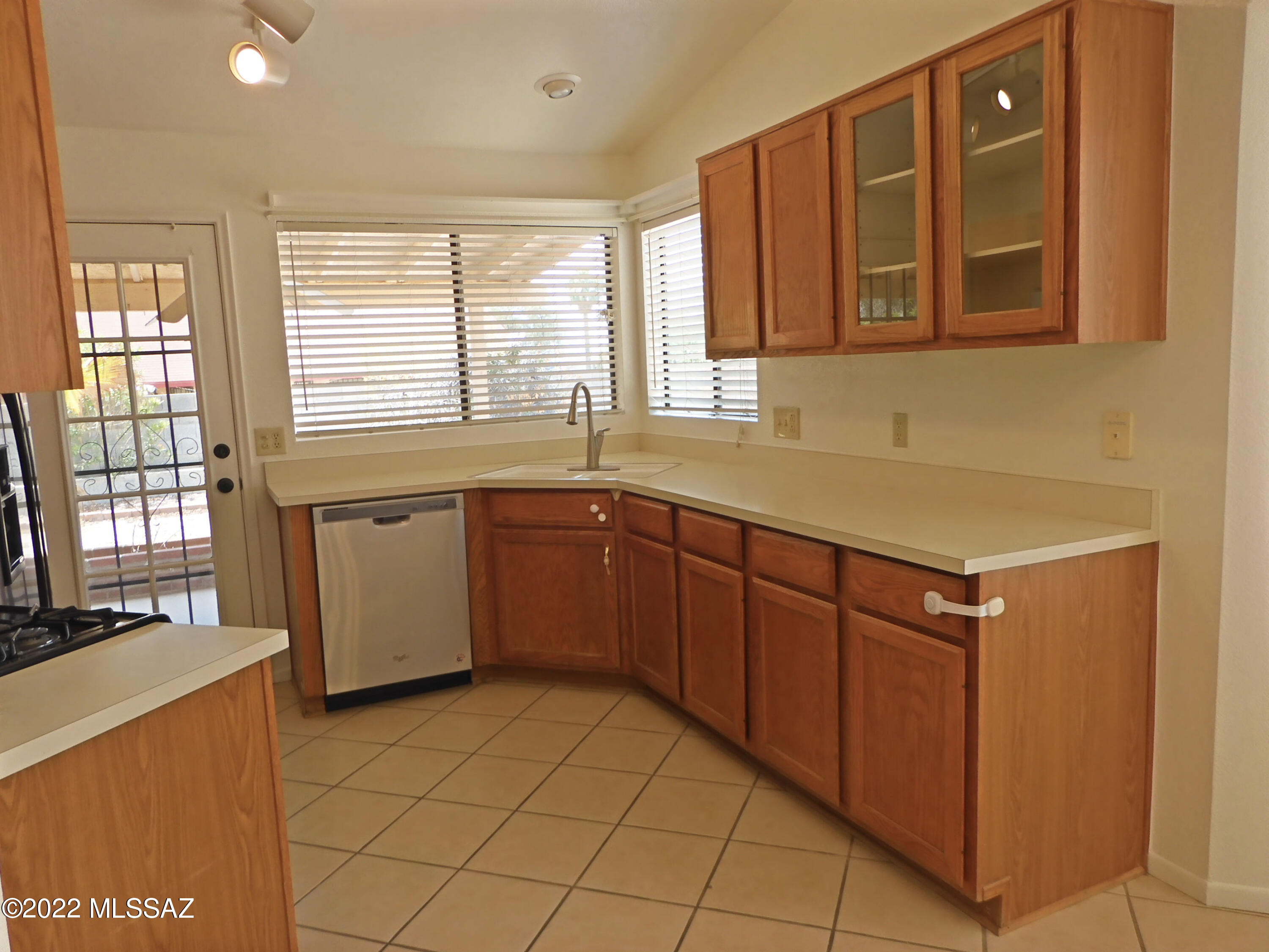 Sunset Point (112-267) - Residential Lease