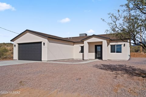 A home in Rio Rico