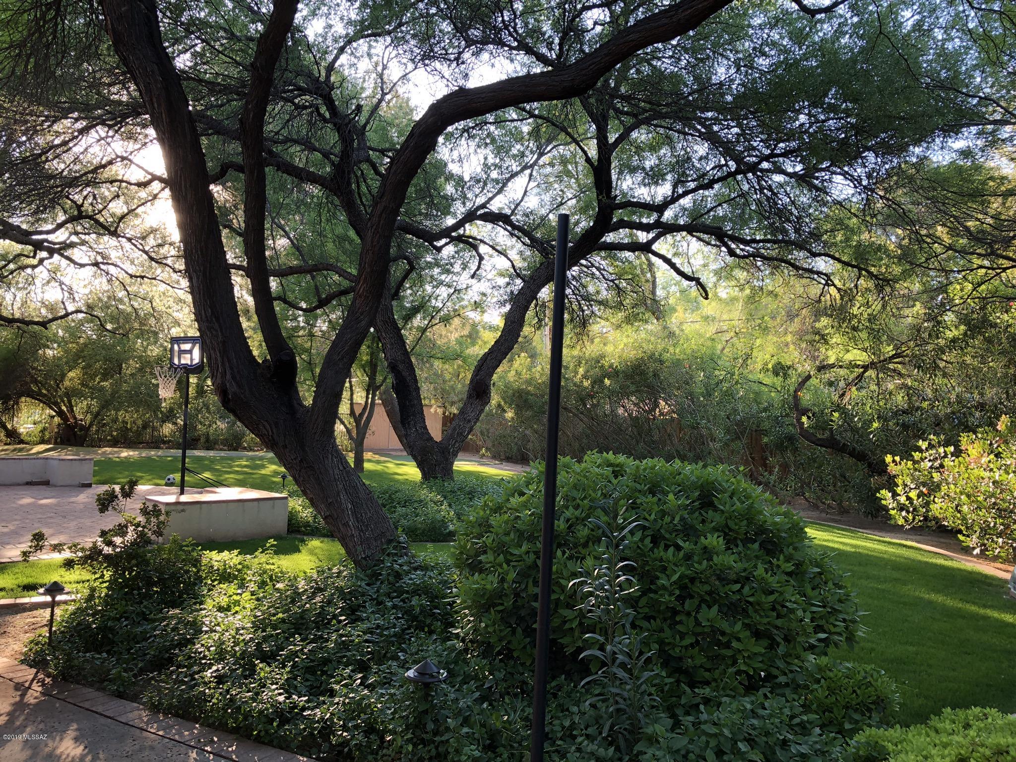 Country Club Estates NO. 1 - Residential