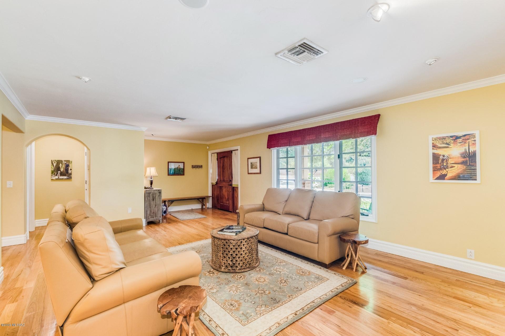 Country Club Estates NO. 1 - Residential
