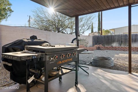 A home in Corona de Tucson