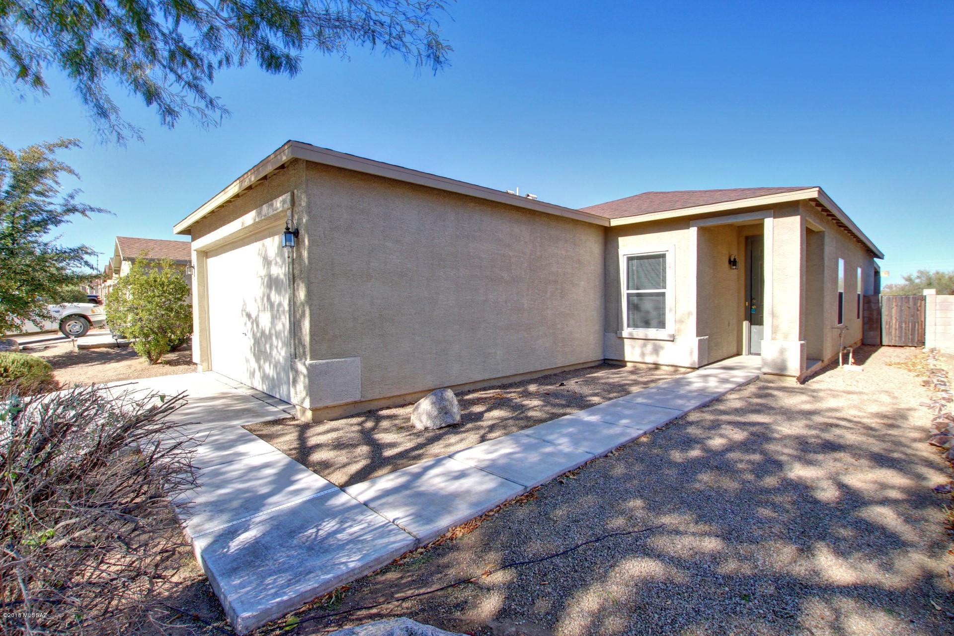 Santo Tomas Villas (1-354) - Residential