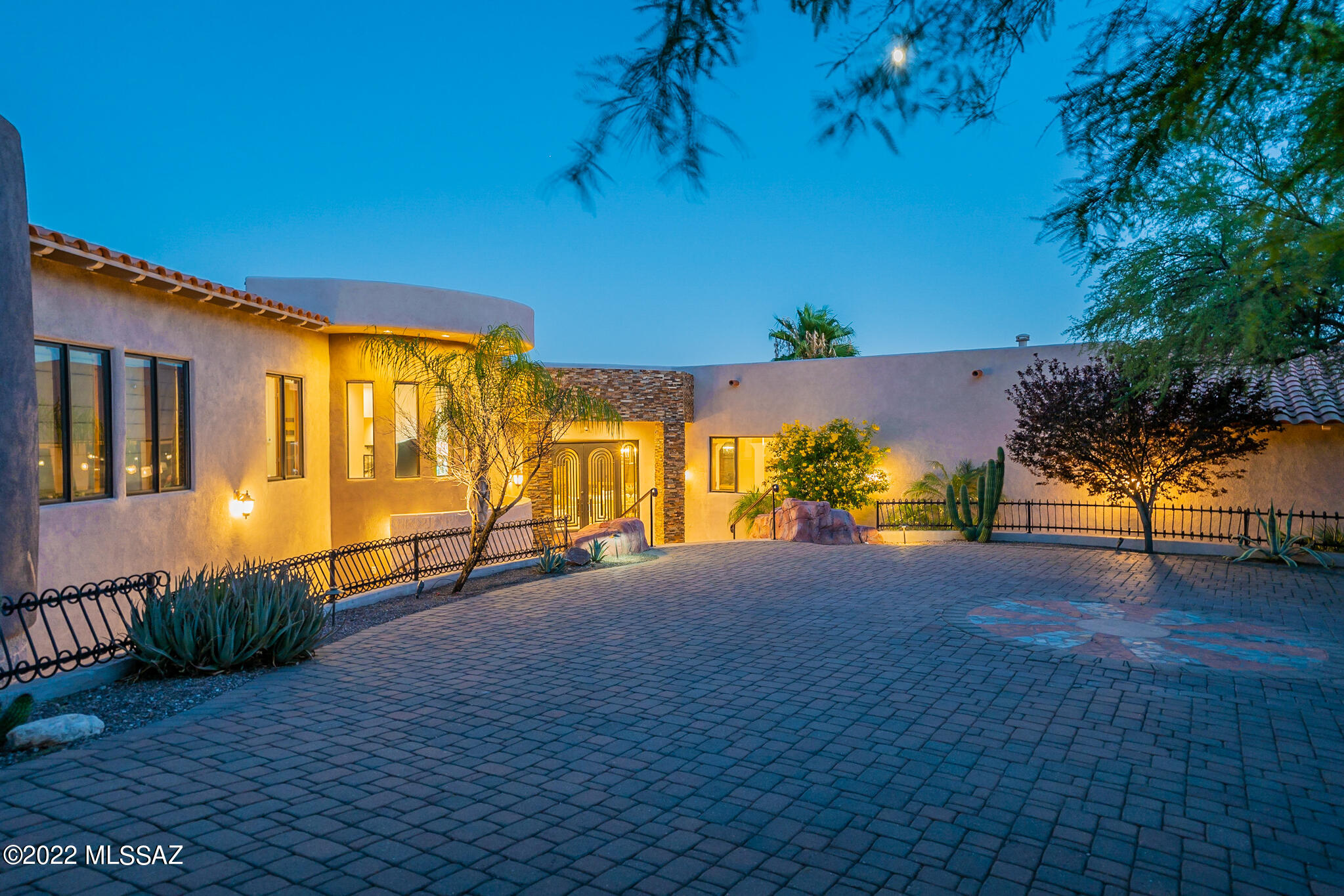 Eleven Arches (1-12) - Residential