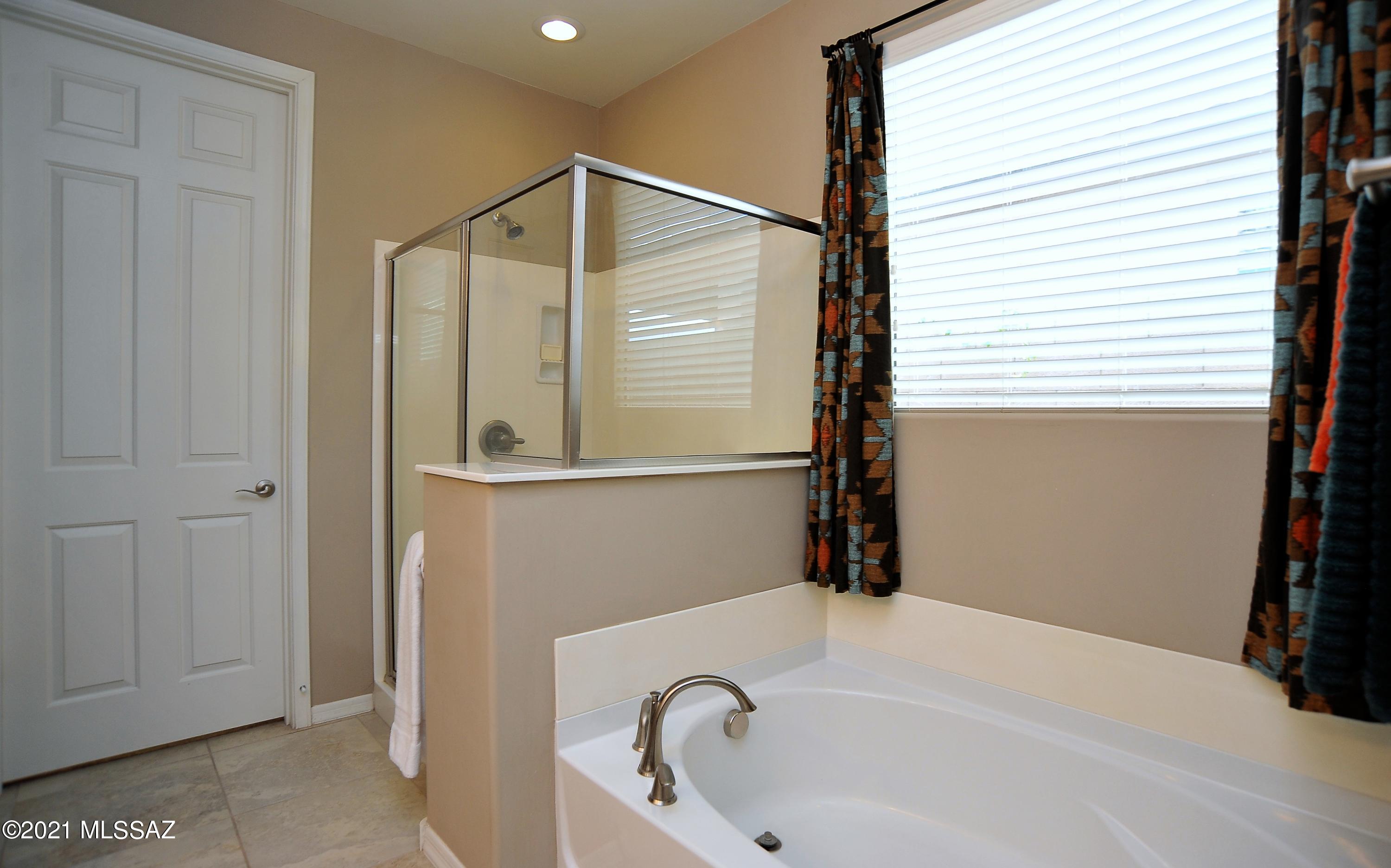 Preserve IV at Dove Mountain (487-529, 535-576, 606-650) - Residential