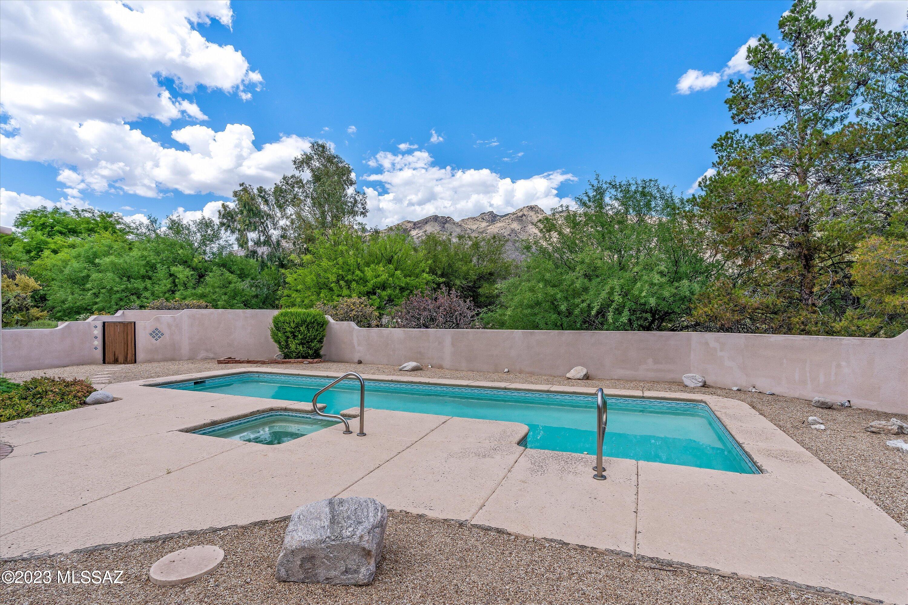 Shadow Ridge North NO. 3 (28,29 & 34-44) - Residential