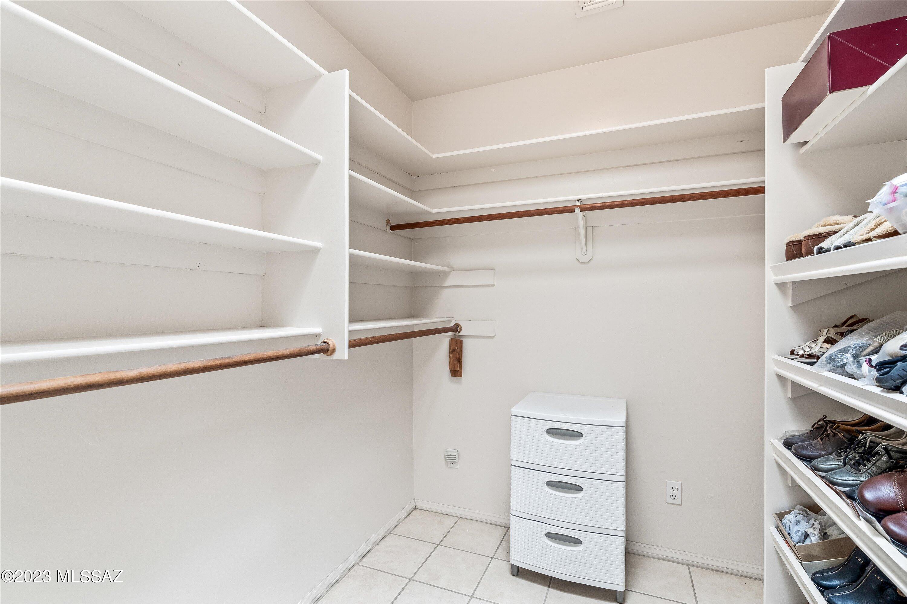 Shadow Ridge North NO. 3 (28,29 & 34-44) - Residential
