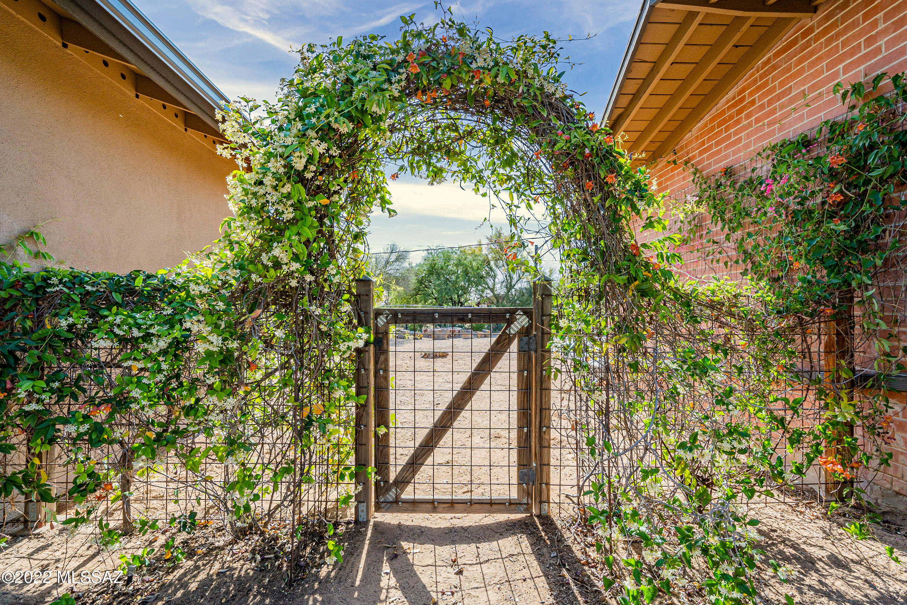 Casas Adobes Estates NO. 3 - Residential