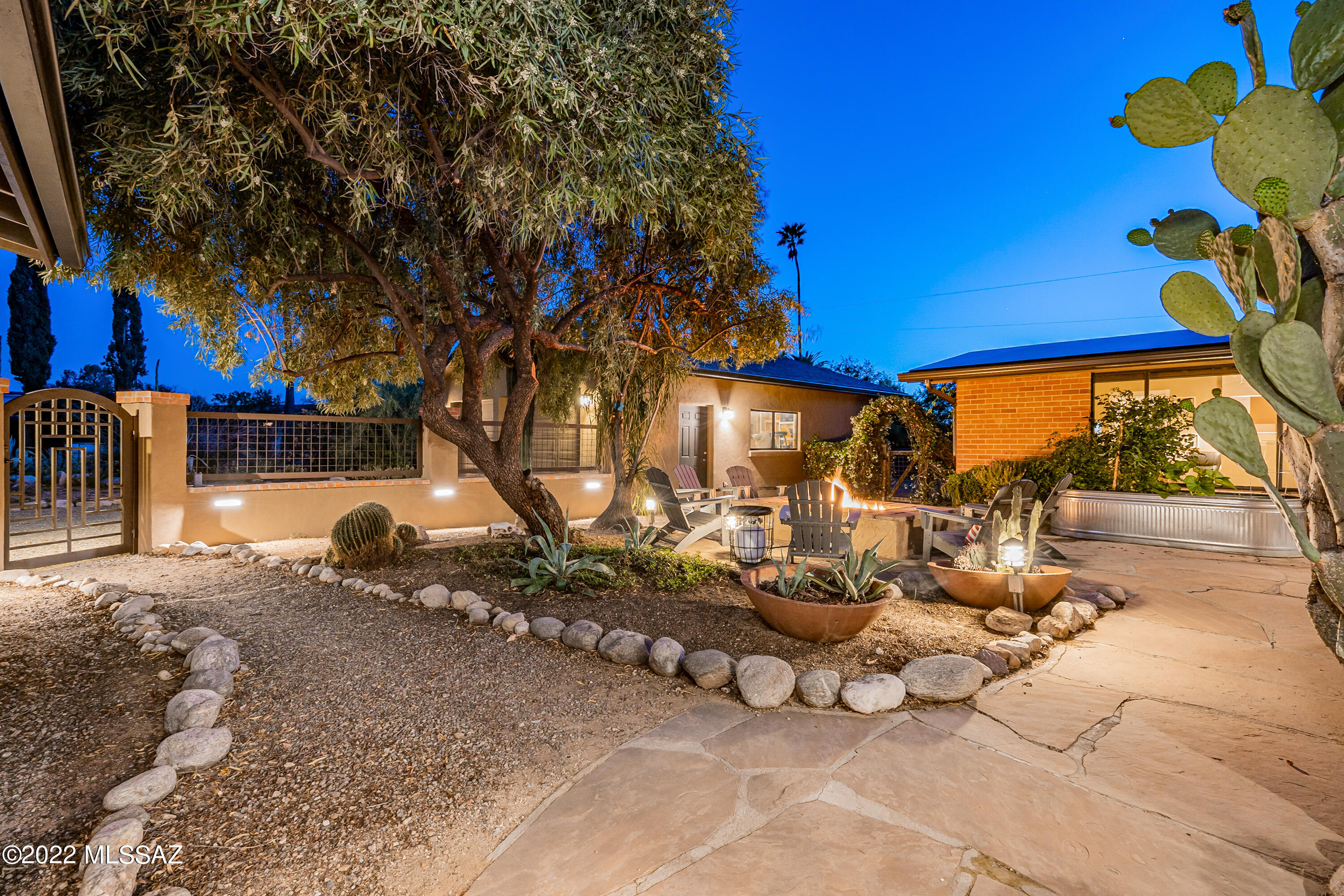 Casas Adobes Estates NO. 3 - Residential