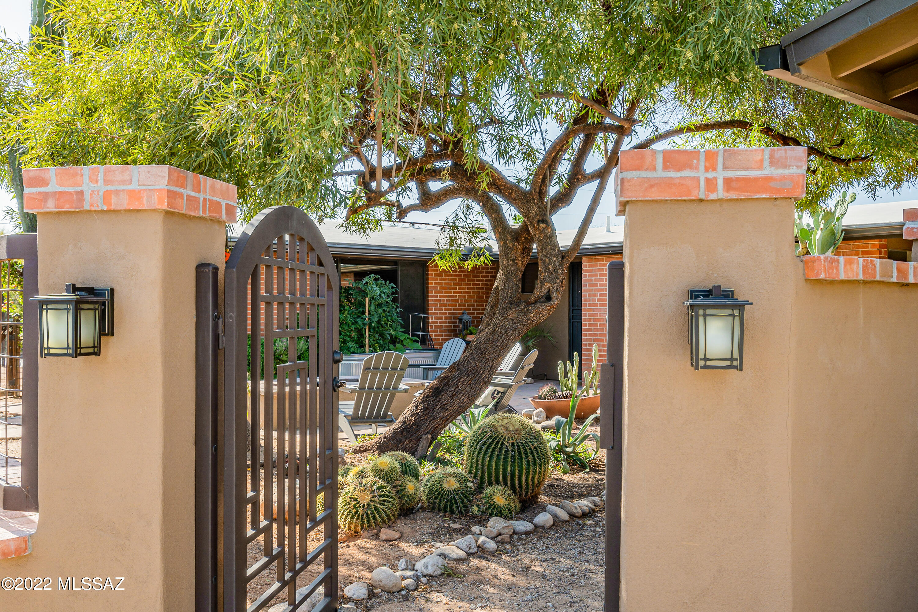 Casas Adobes Estates NO. 3 - Residential