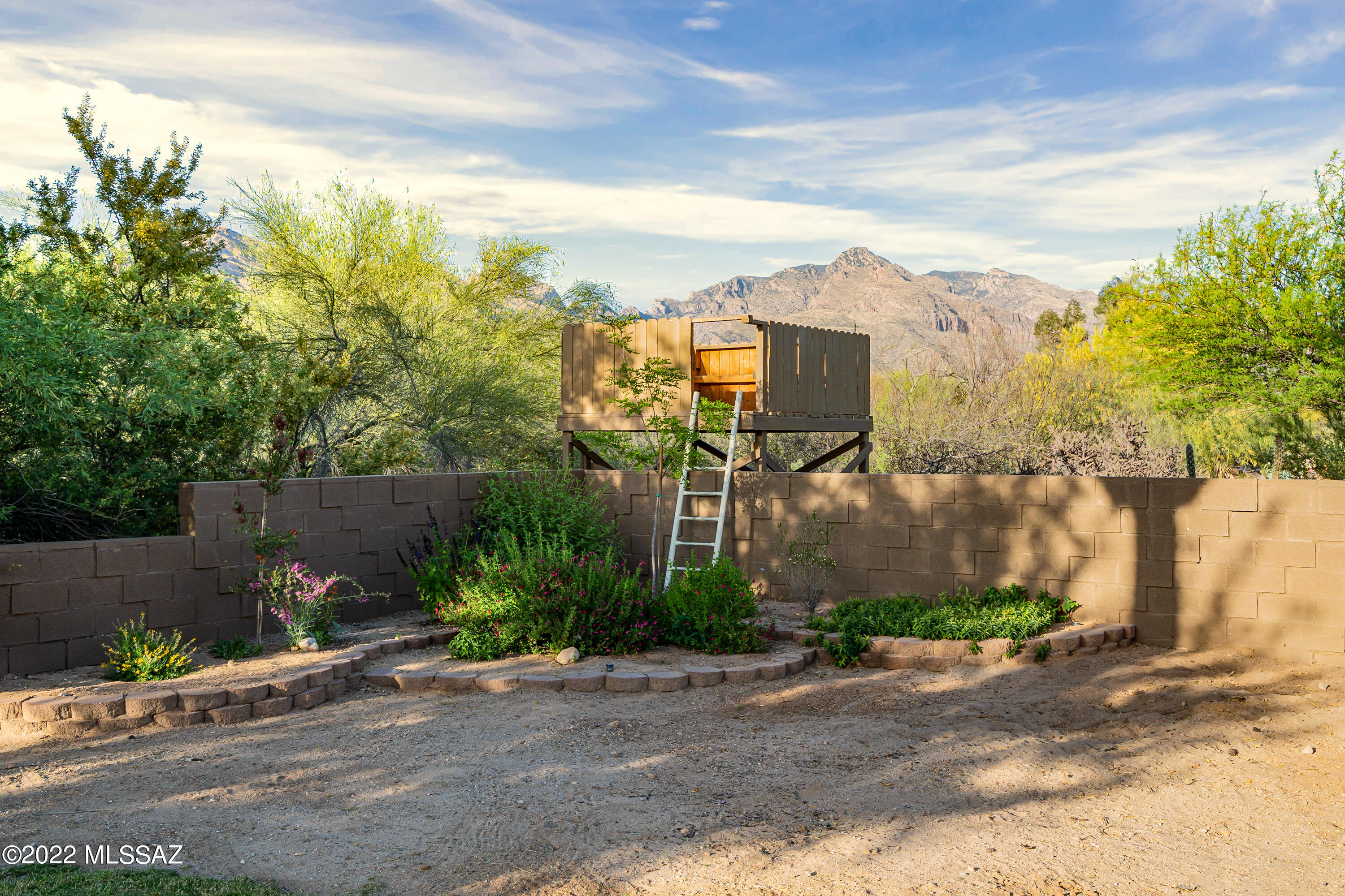 Casas Adobes Estates NO. 3 - Residential