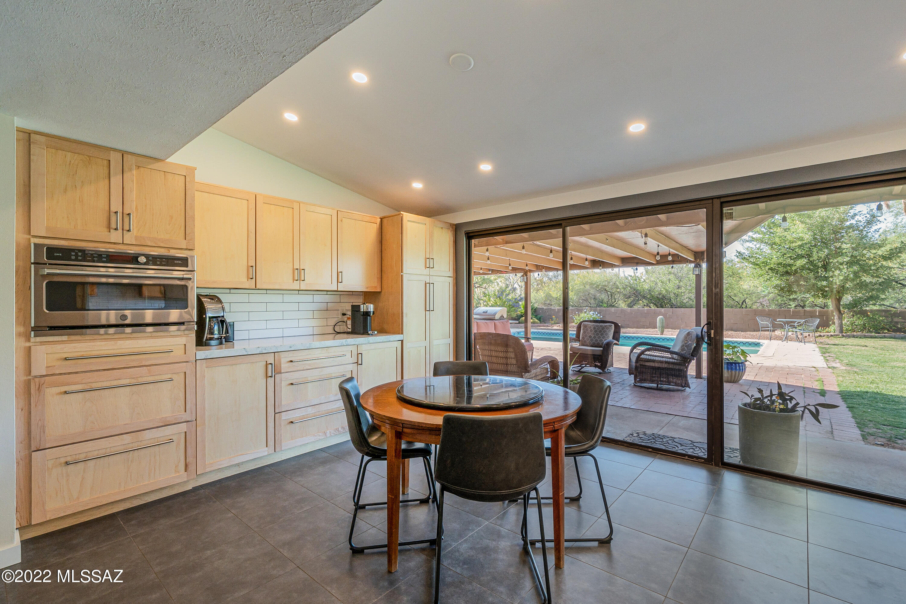 Casas Adobes Estates NO. 3 - Residential