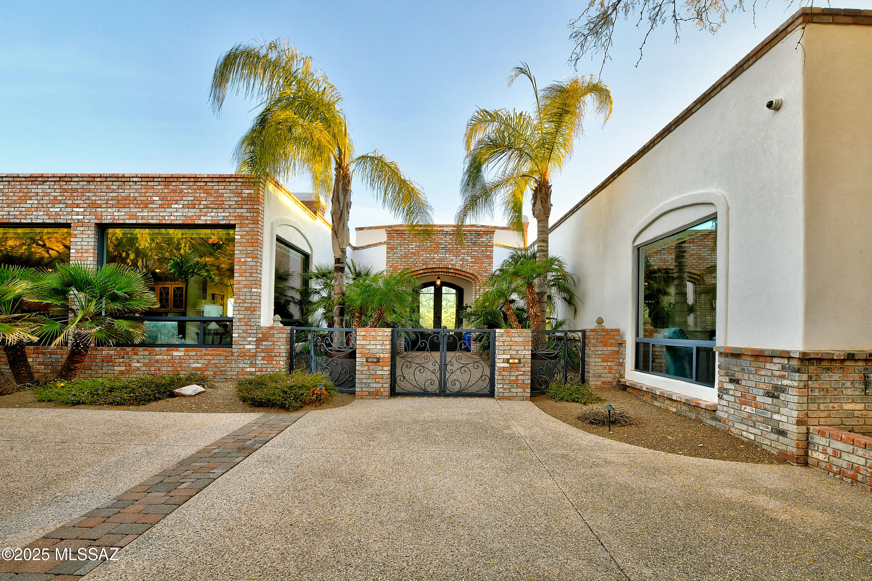 7001 N Javelina Drive