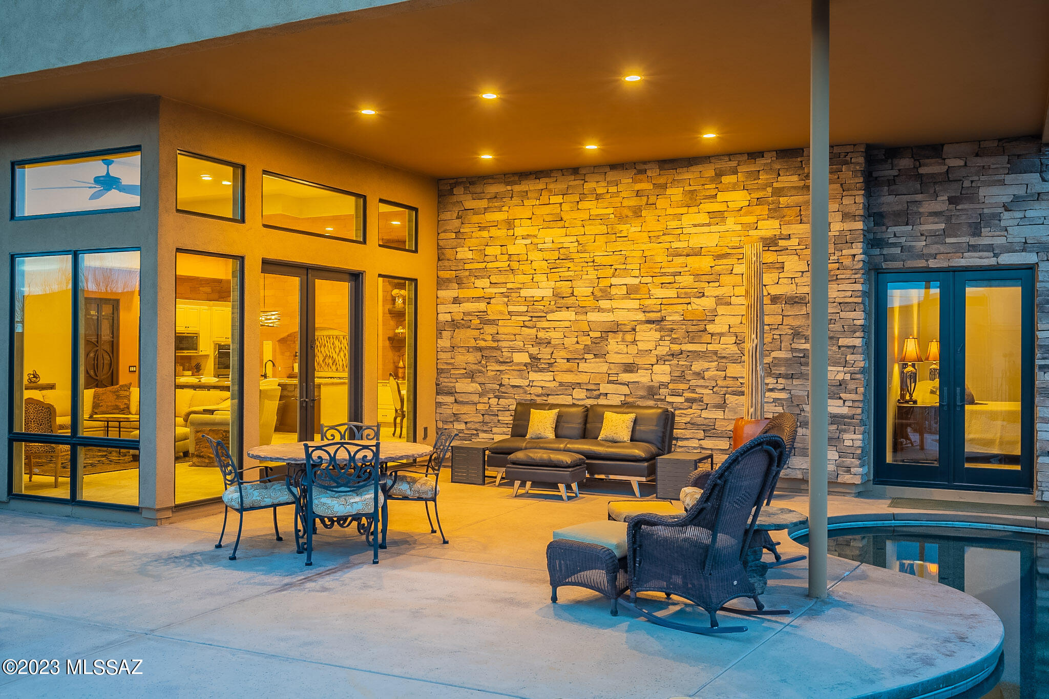The Enclave At Stone Canyon V - Residential