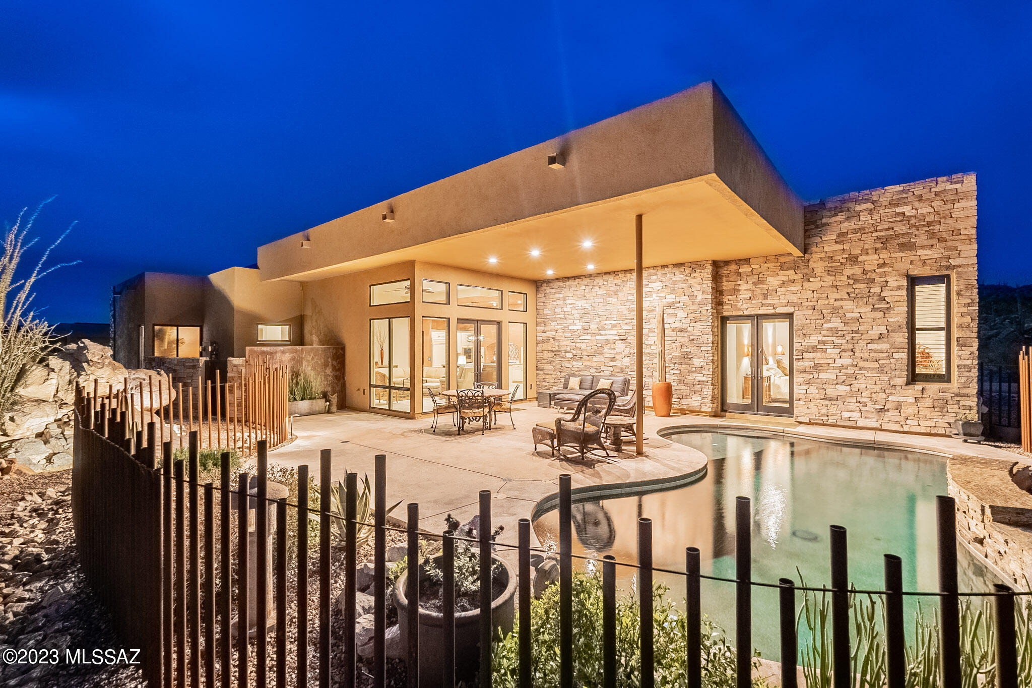 The Enclave At Stone Canyon V - Residential