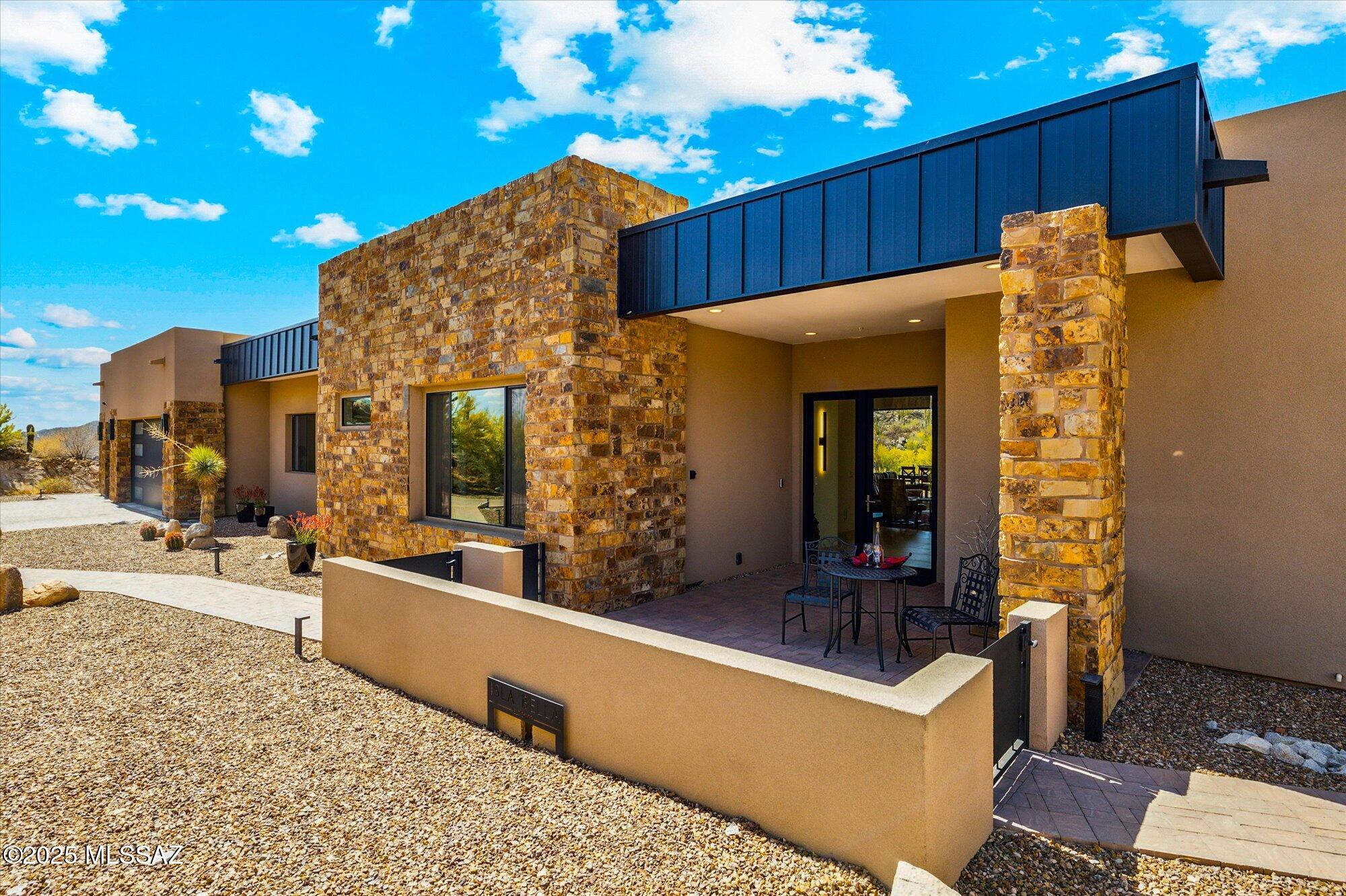 1305 W Tortolita Mountain Cir W