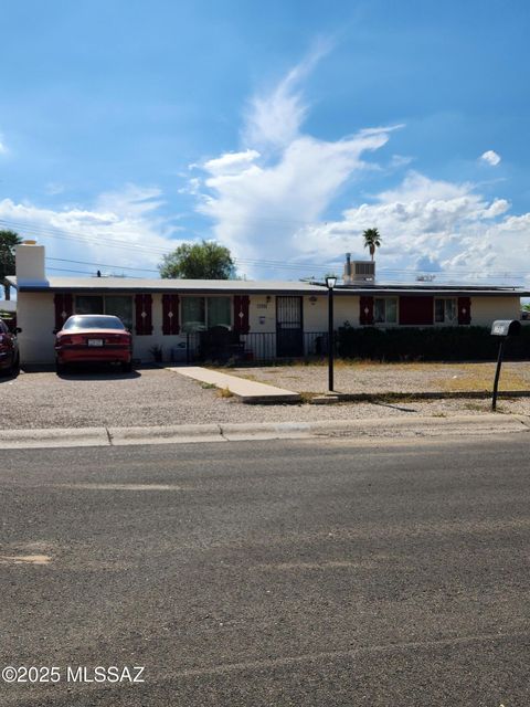 1702 S Avenida Regulo Tucson AZ 85710
