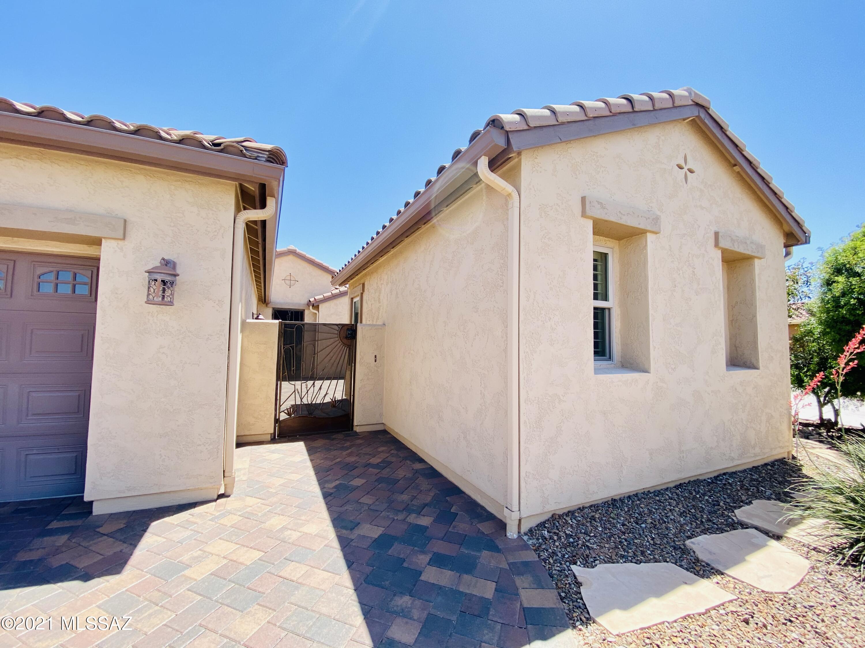Saddlebrooke Ranch - Residential