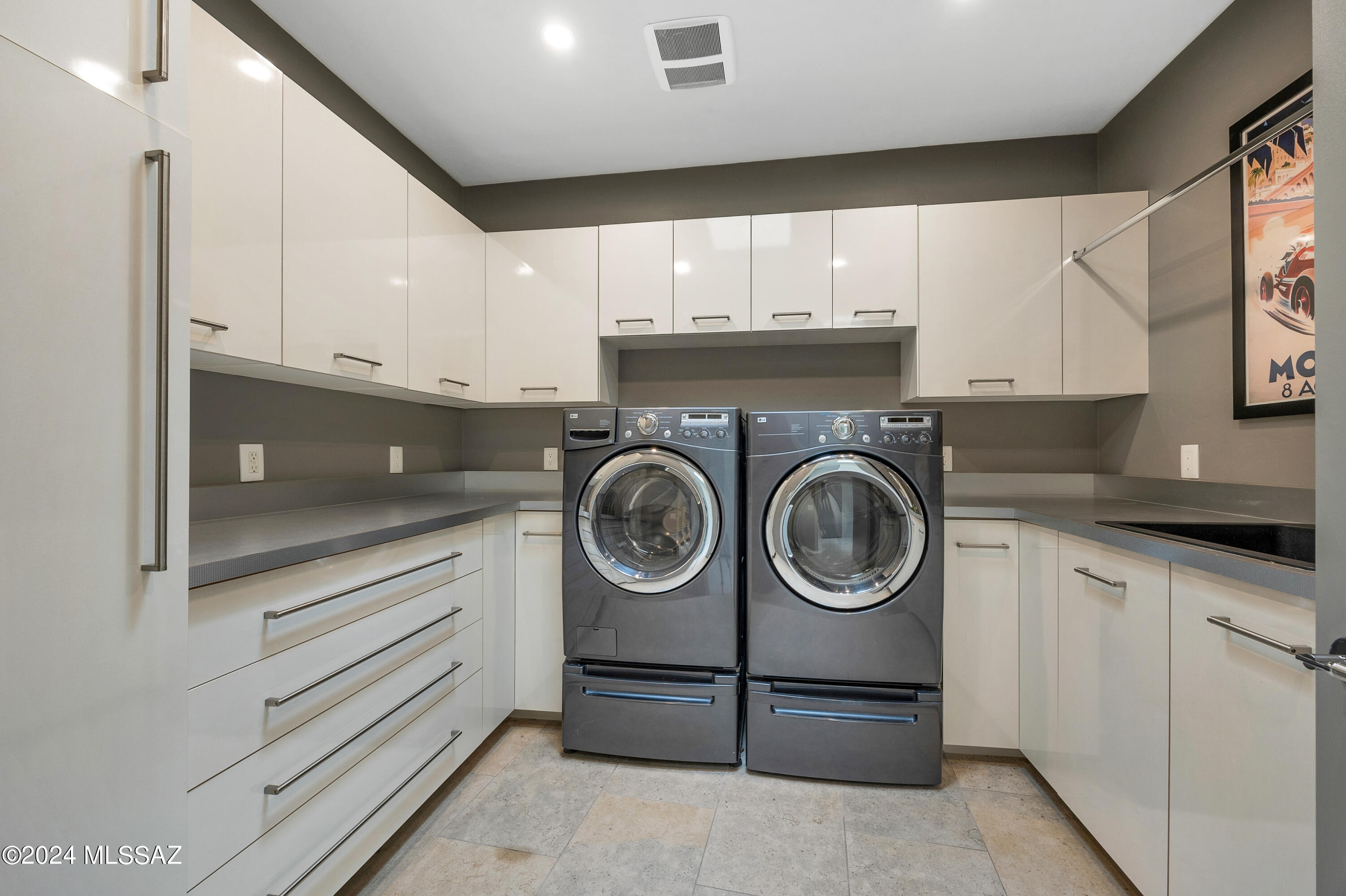 Canyon Pass III At Dove Mountain (111-181) - Residential