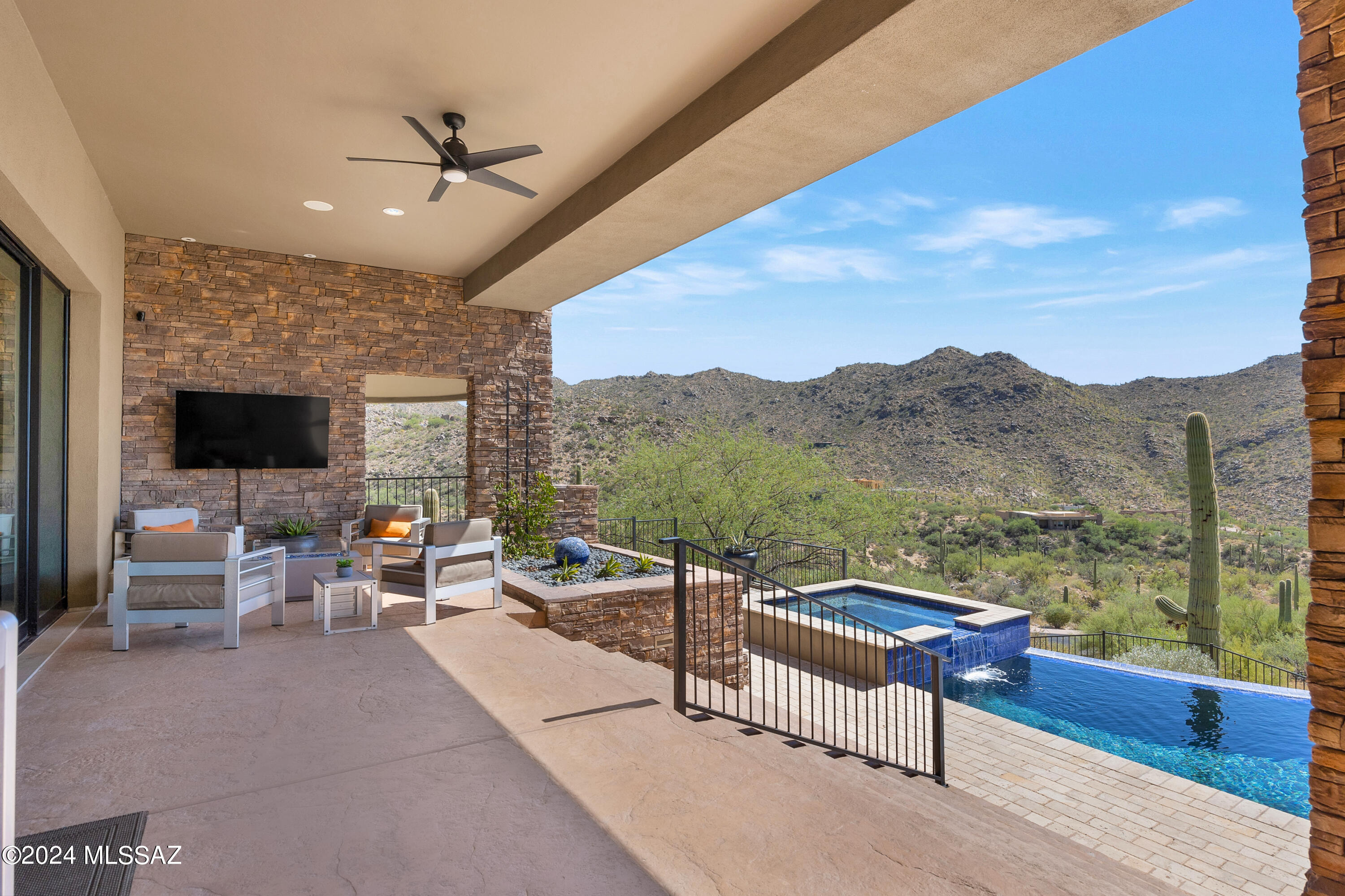 Canyon Pass III At Dove Mountain (111-181) - Residential