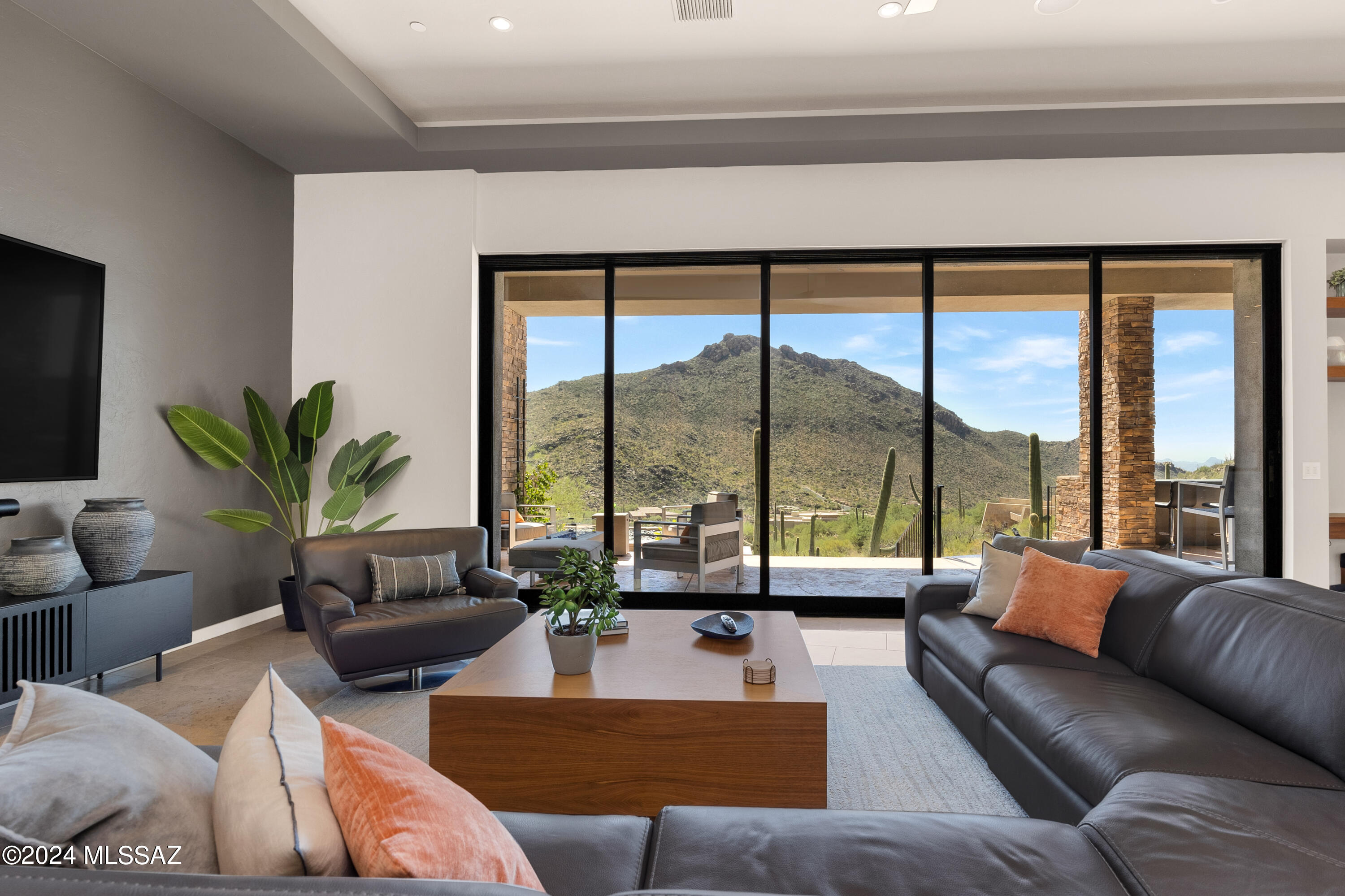 Canyon Pass III At Dove Mountain (111-181) - Residential