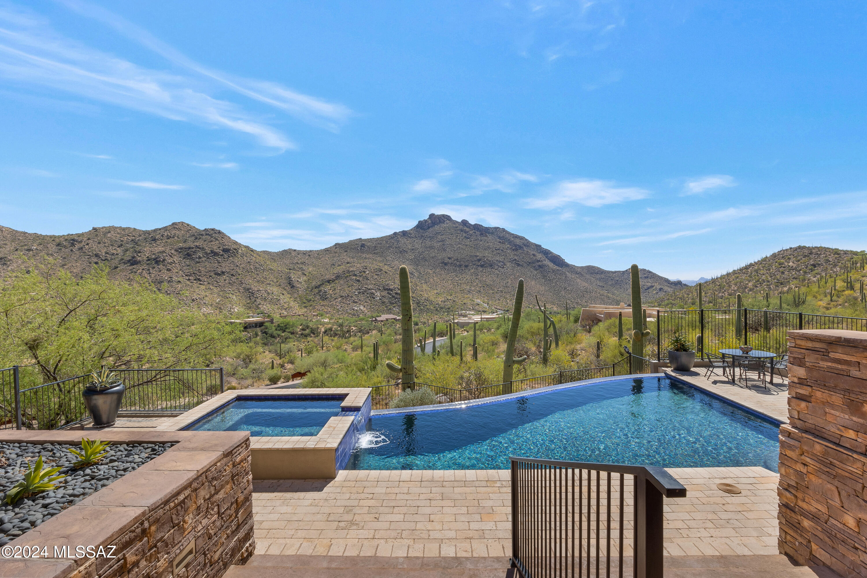 Canyon Pass III At Dove Mountain (111-181) - Residential