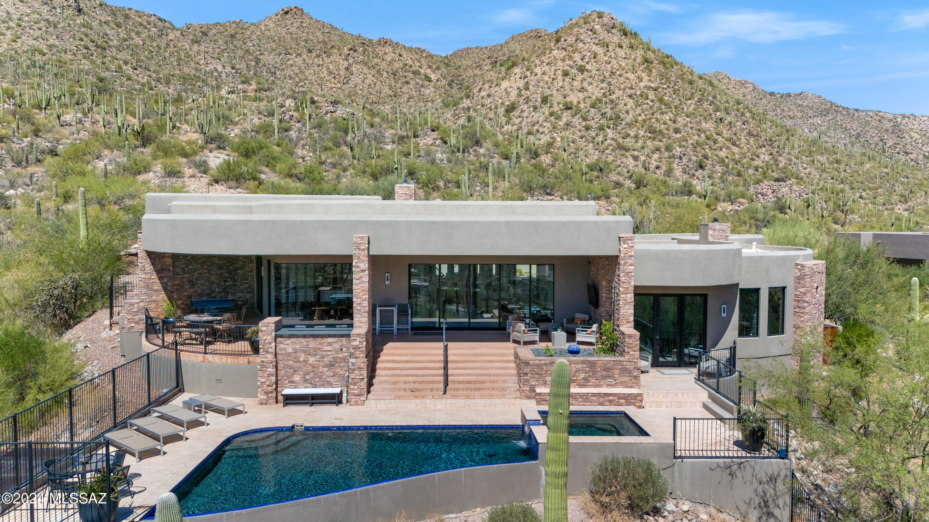 Canyon Pass III At Dove Mountain (111-181) - Residential