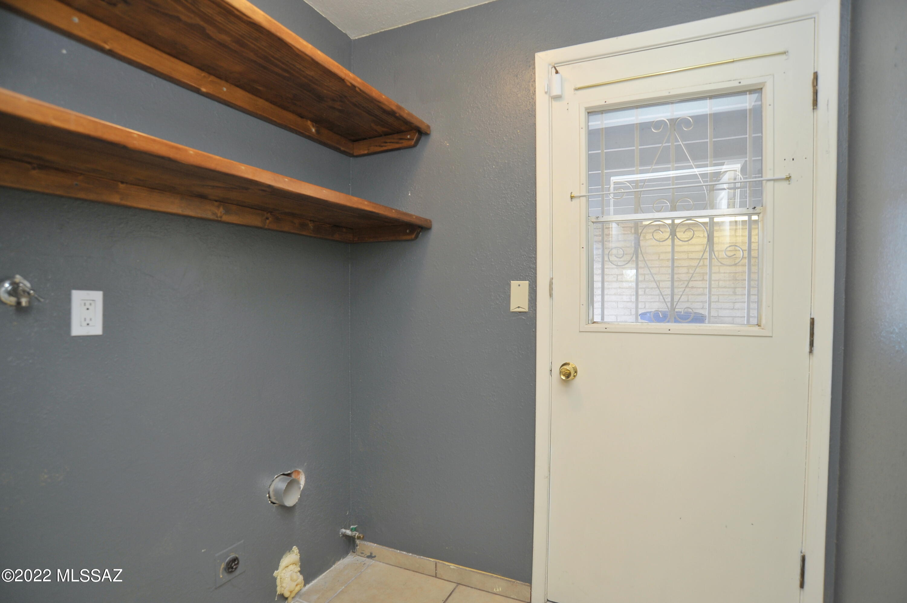 Braewood Terrace (1-107) - Residential