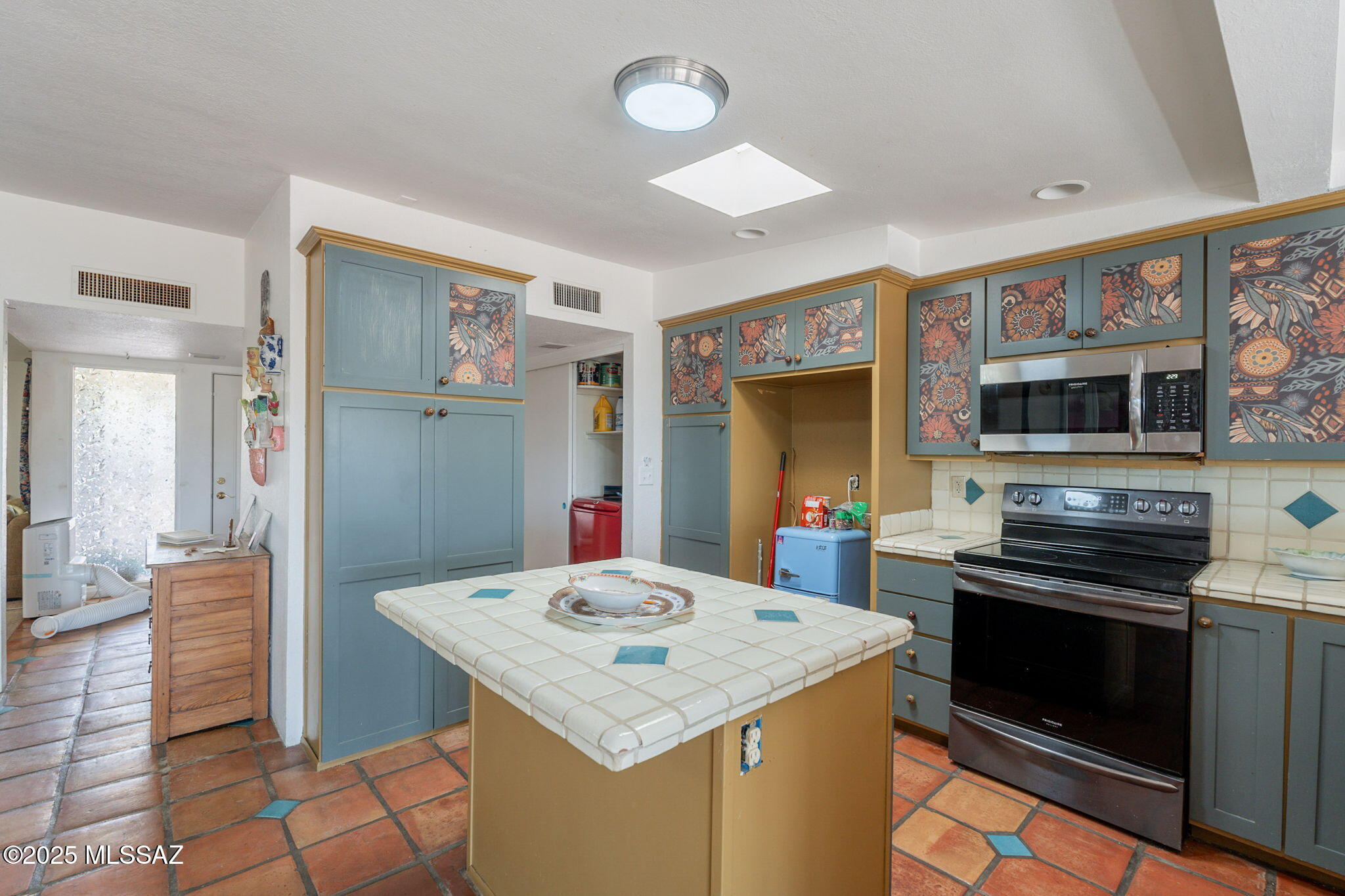 Casas Adobes Estates (541-618) - Residential