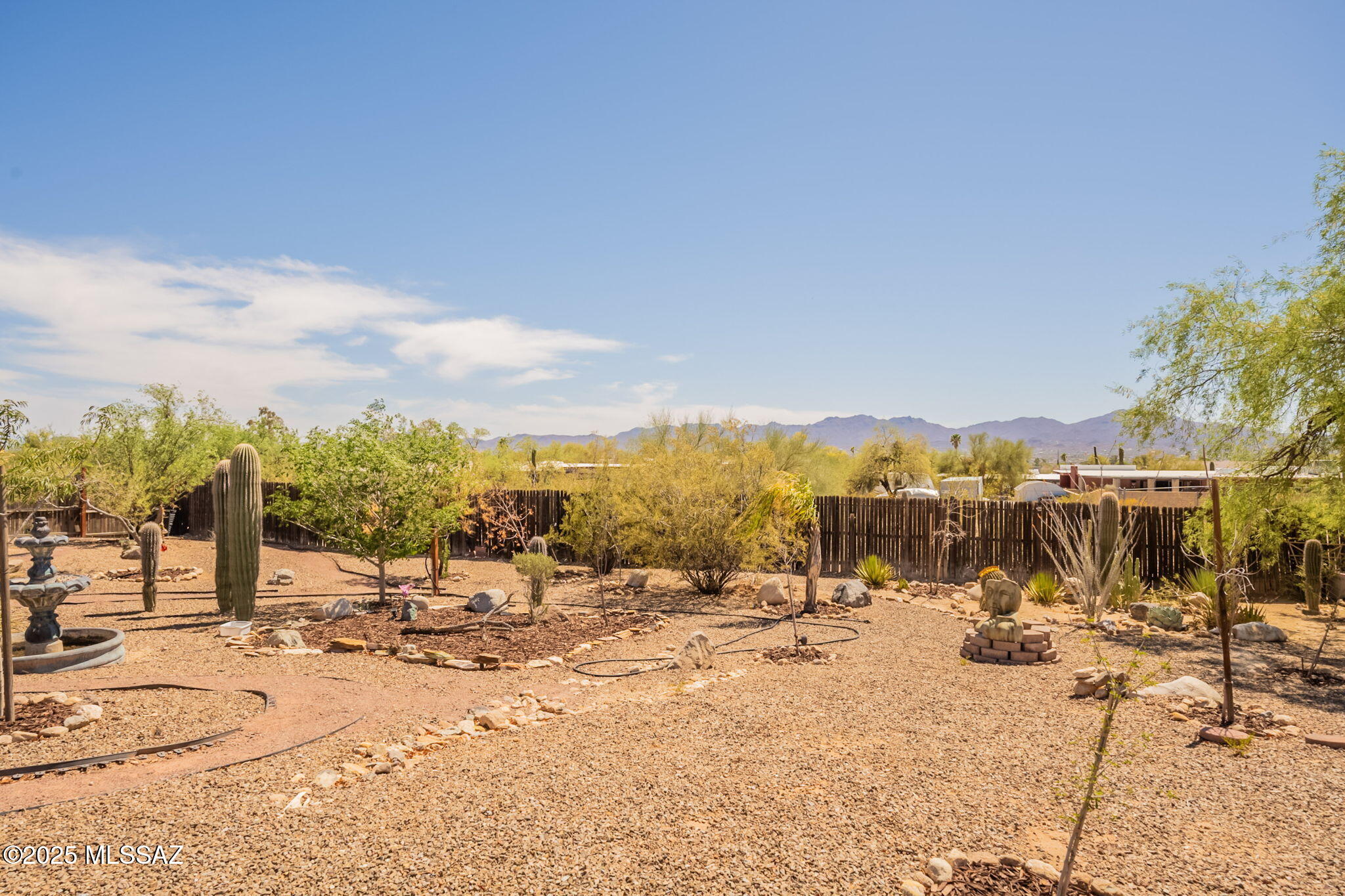 Casas Adobes Estates (541-618) - Residential