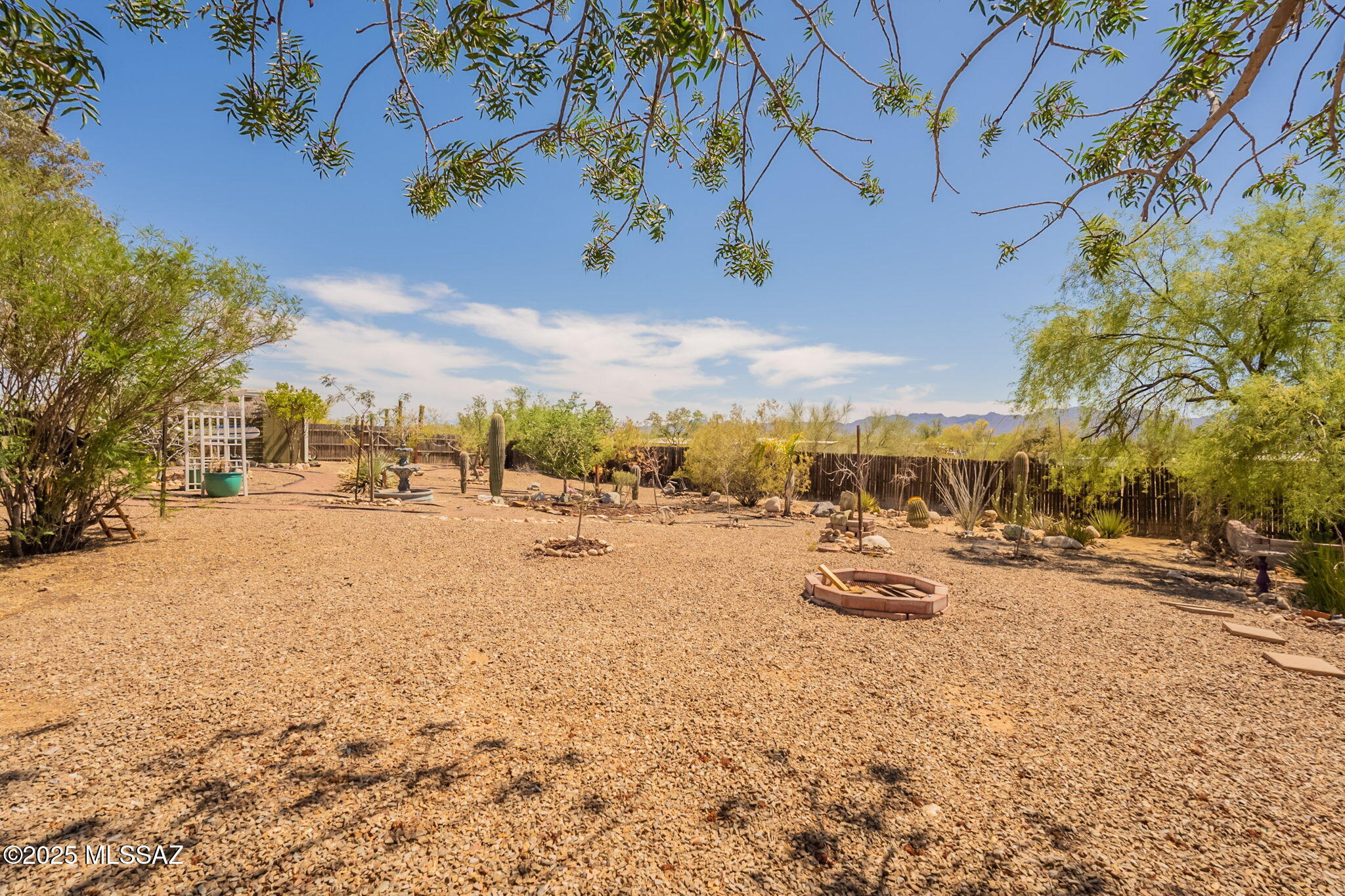 Casas Adobes Estates (541-618) - Residential